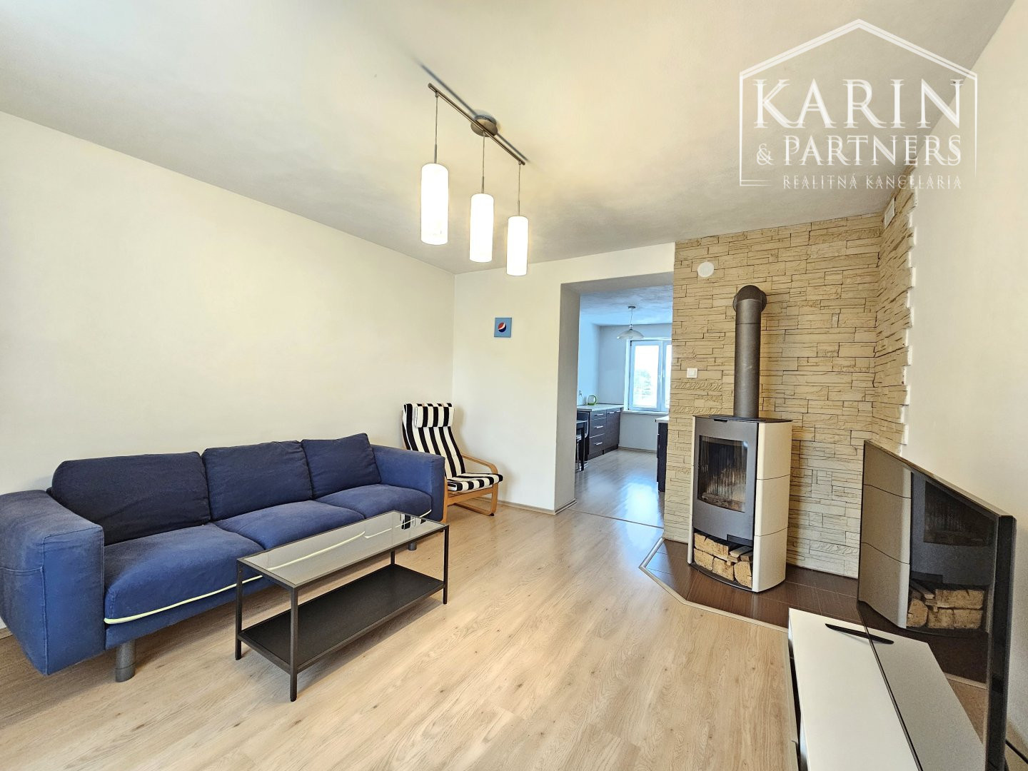 2i BYT NA PRENÁJOM, ZÁMOCKÁ, HOLÍČ