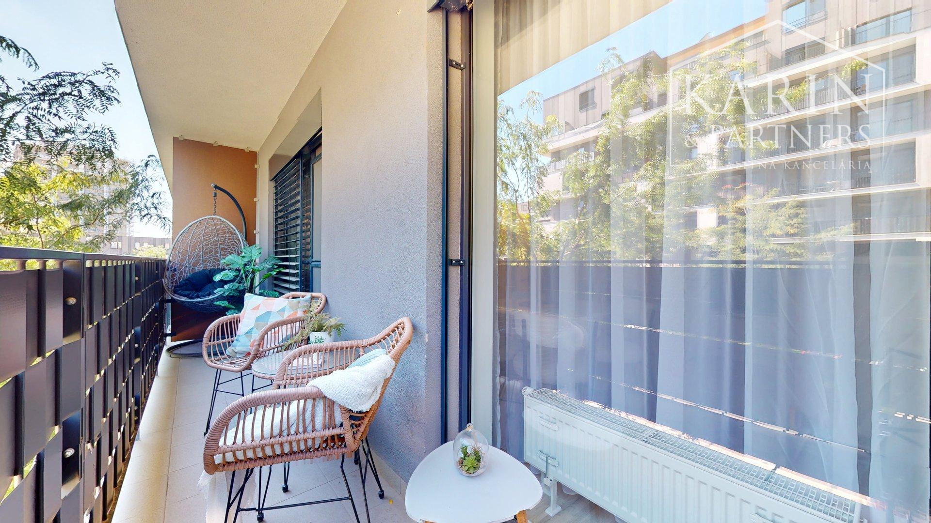 REZERVOVANÉ DIZAJNOVO ZARIADENÝ 2I BYT S BALKÓNOM | SLNEČNICE | ZÓNA MESTO