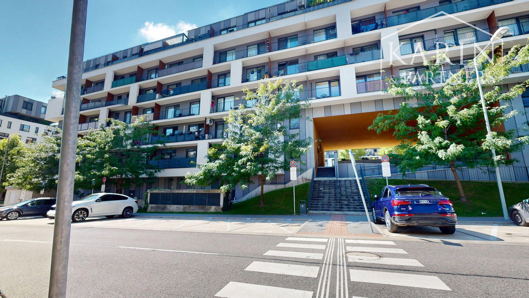 REZERVOVANÉ DIZAJNOVO ZARIADENÝ 2I BYT S BALKÓNOM | SLNEČNICE | ZÓNA MESTO