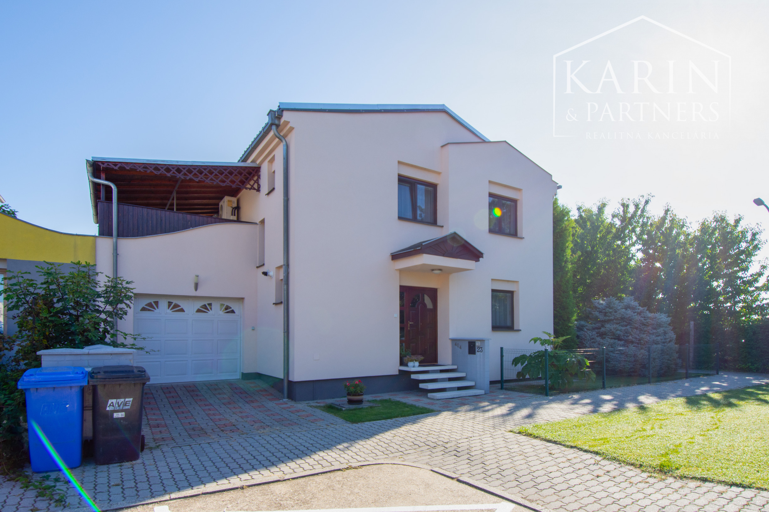 Na predaj krásny a priestranný  rodinný dom, Šamorín-Mliečno