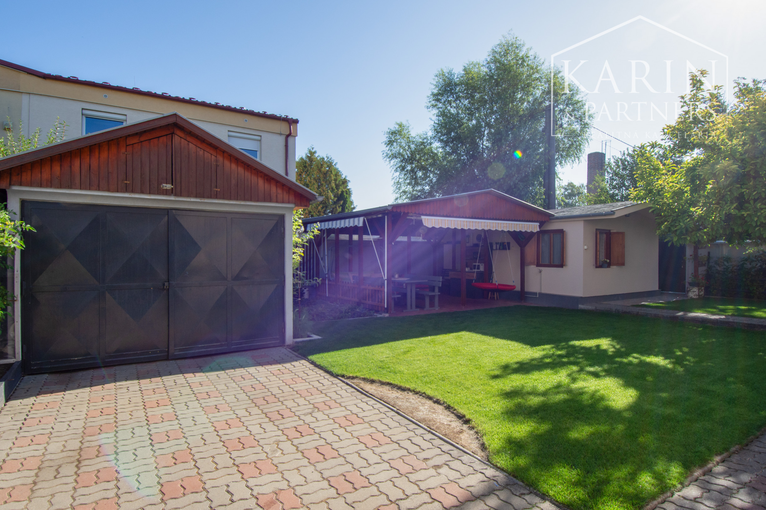 Na predaj krásny a priestranný  rodinný dom, Šamorín-Mliečno