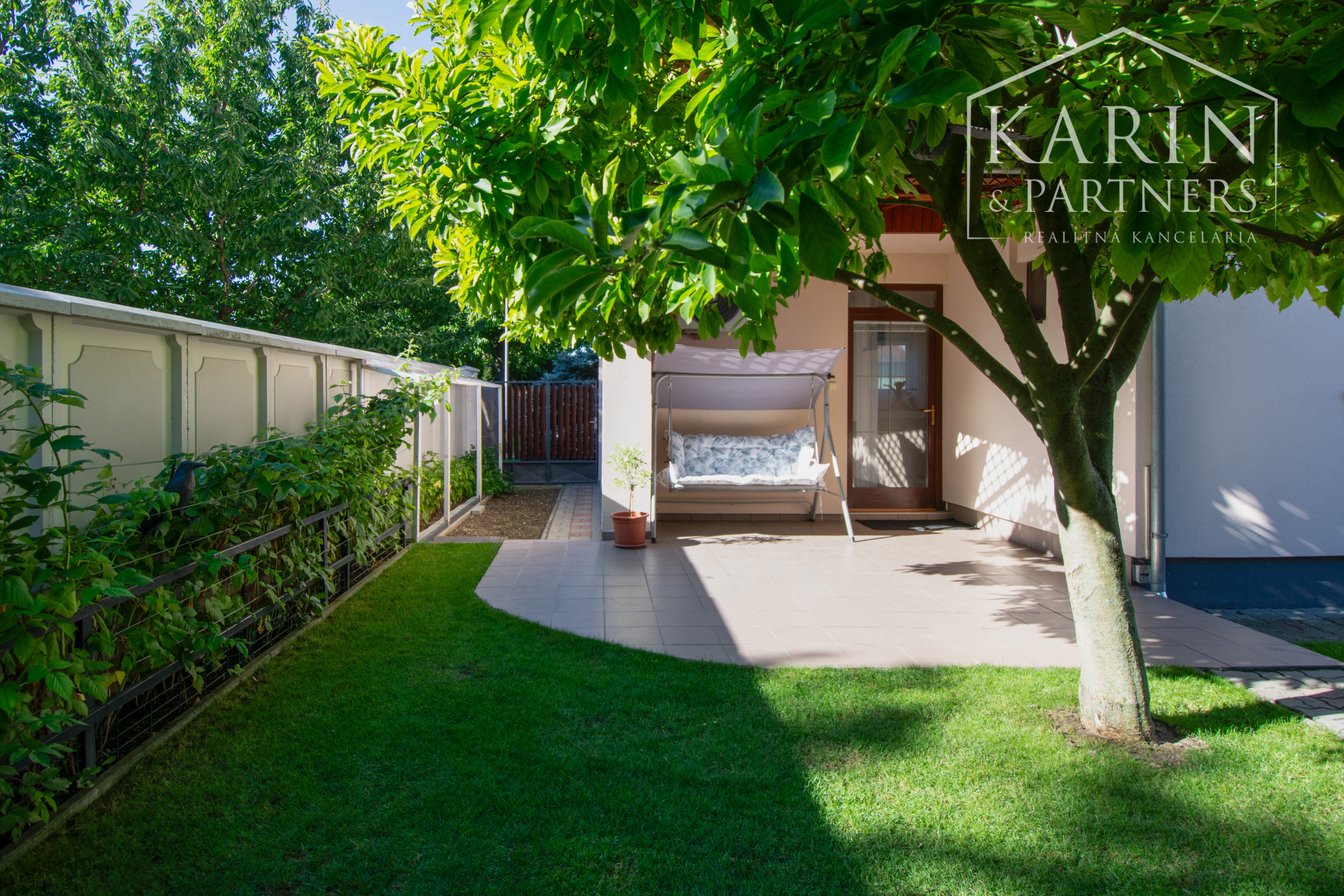 Na predaj krásny a priestranný  rodinný dom, Šamorín-Mliečno