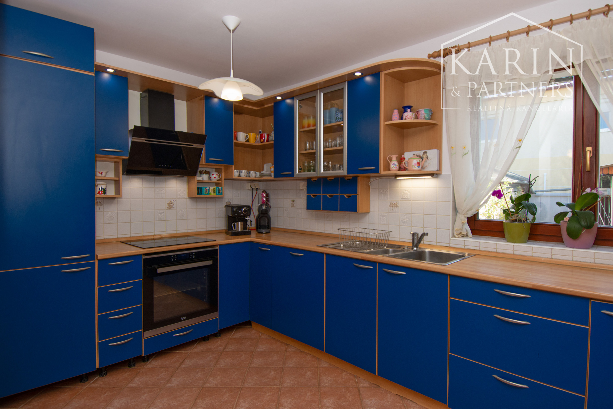 Na predaj krásny a priestranný  rodinný dom, Šamorín-Mliečno