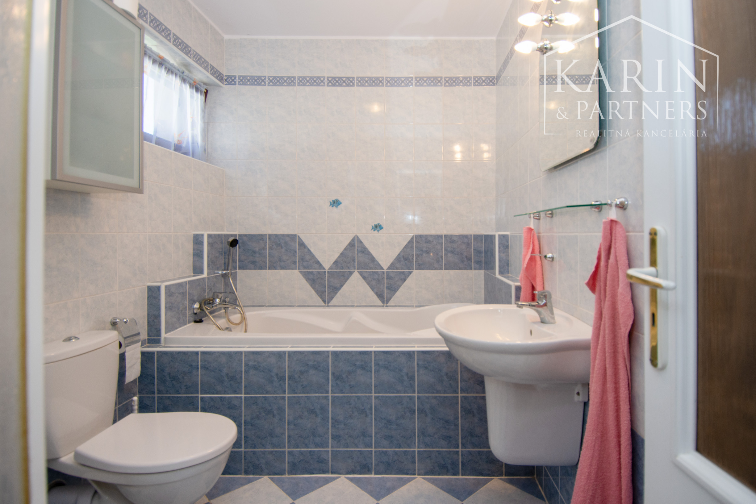 Na predaj krásny a priestranný  rodinný dom, Šamorín-Mliečno