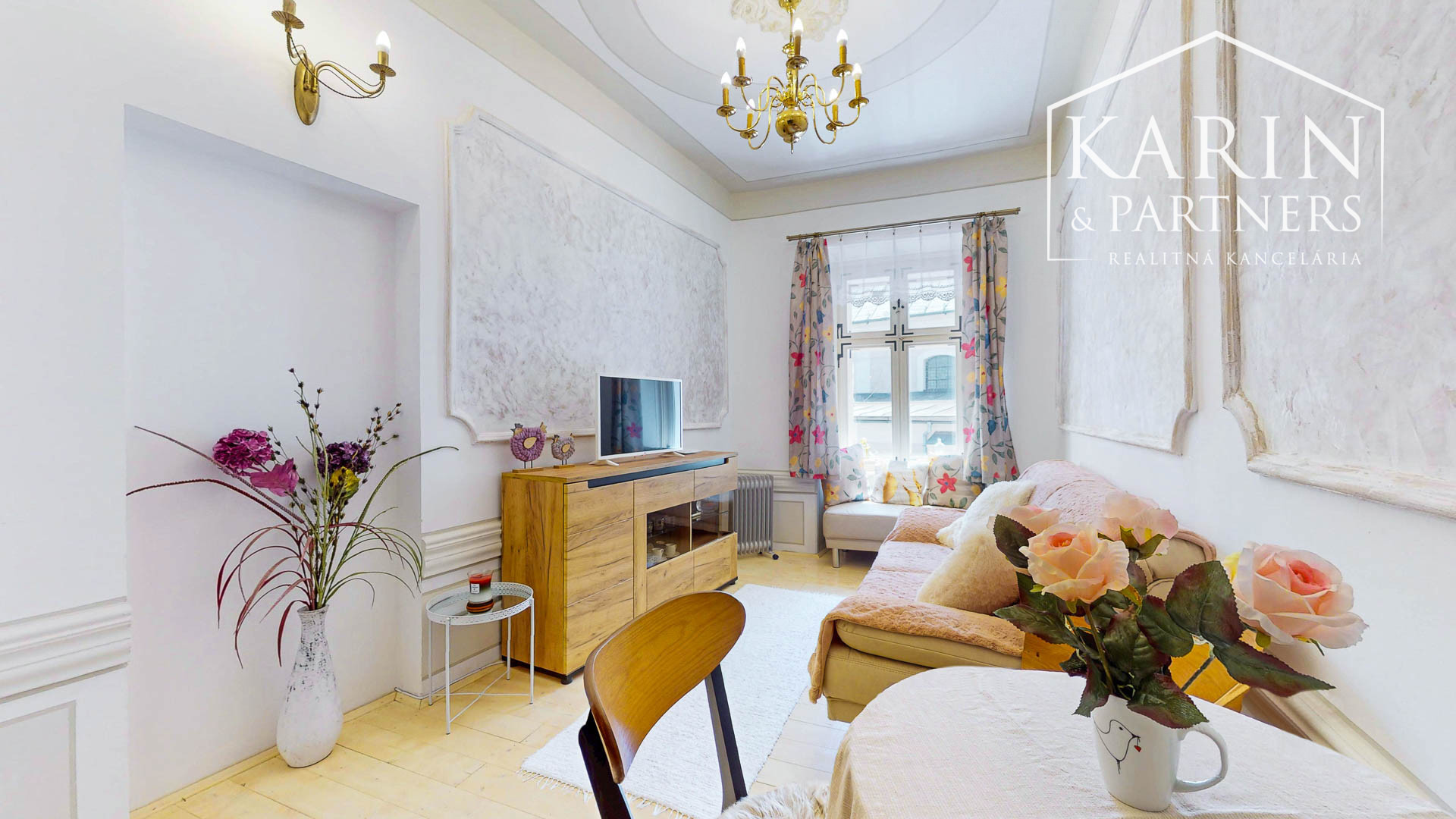 REZERVOVANÉ! Zabehnutý Mezonet s Terasou a výhľadom na Banskú Štiavnicu