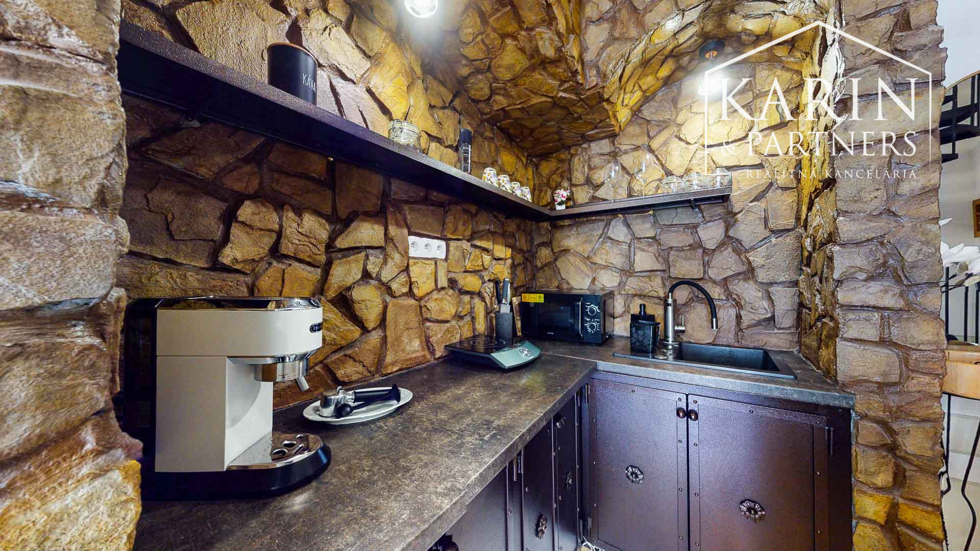 Zabehnutý Mezonet s Terasou a výhľadom na Banskú Štiavnicu