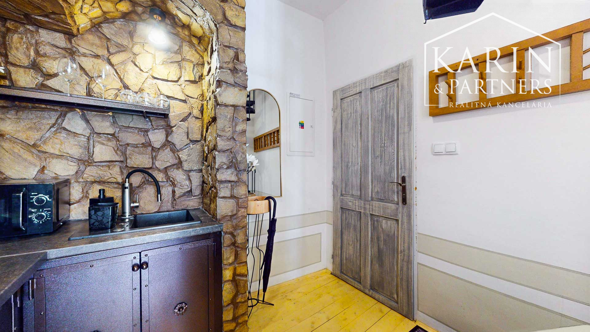 Zabehnutý Mezonet s Terasou a výhľadom na Banskú Štiavnicu