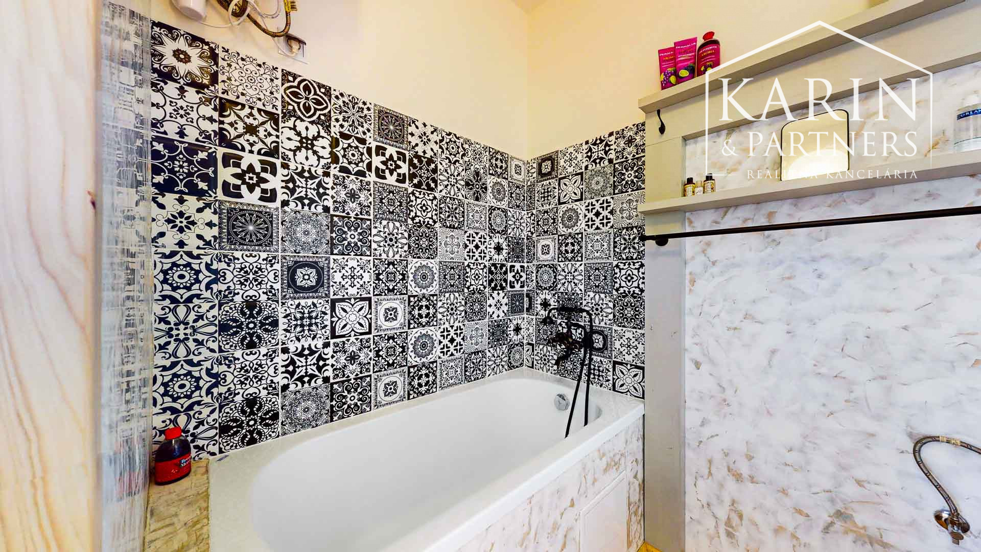 Zabehnutý Mezonet s Terasou a výhľadom na Banskú Štiavnicu