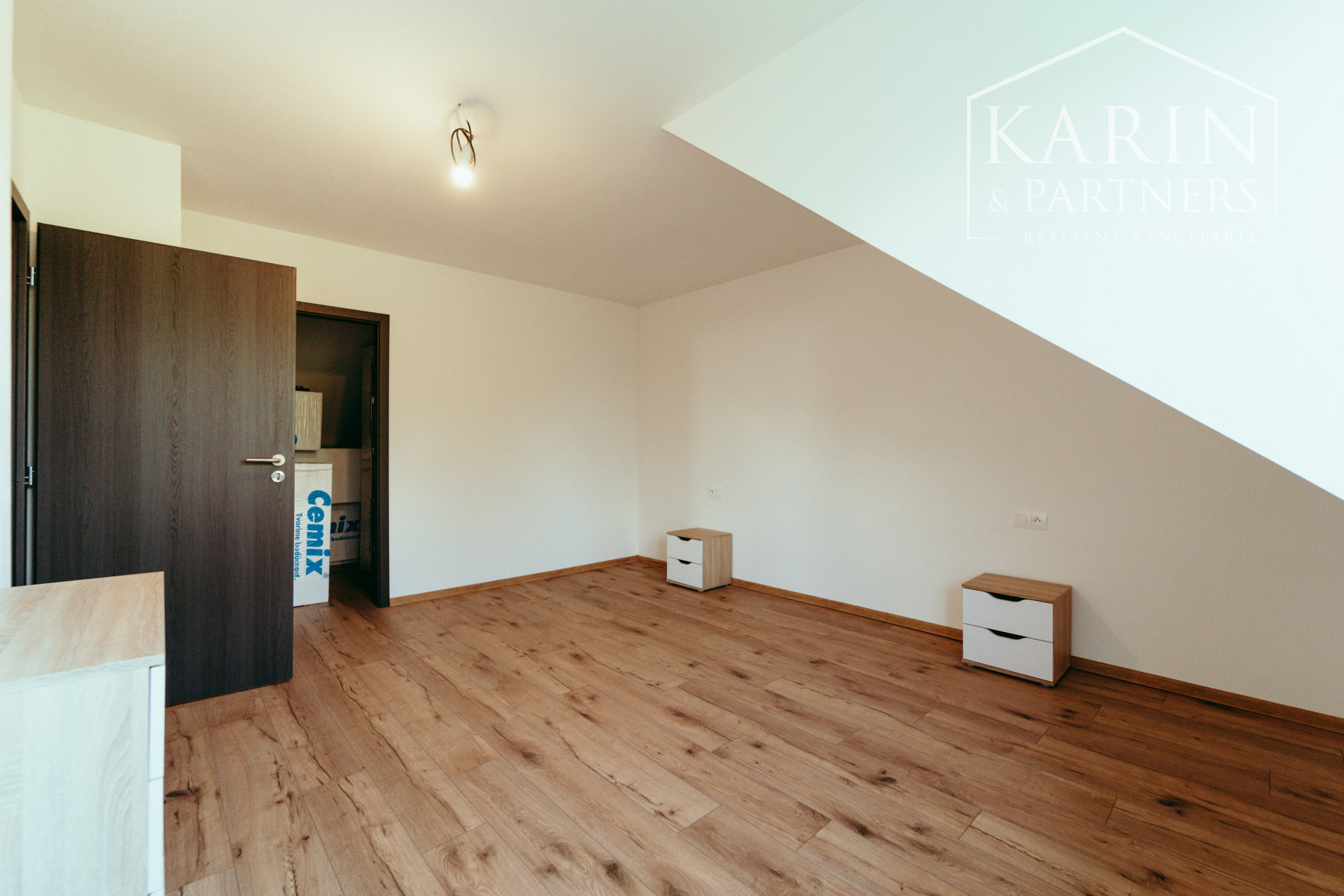 4izb. novostavba rodinného domu v tichej okrajovej časti Senice