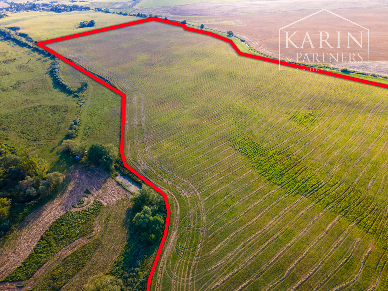 POĽNOHOSPODÁRSKY POZEMOK V OBCI KAĽAMENOVÁ V OKRESE TURČIANSKE TEPLICE