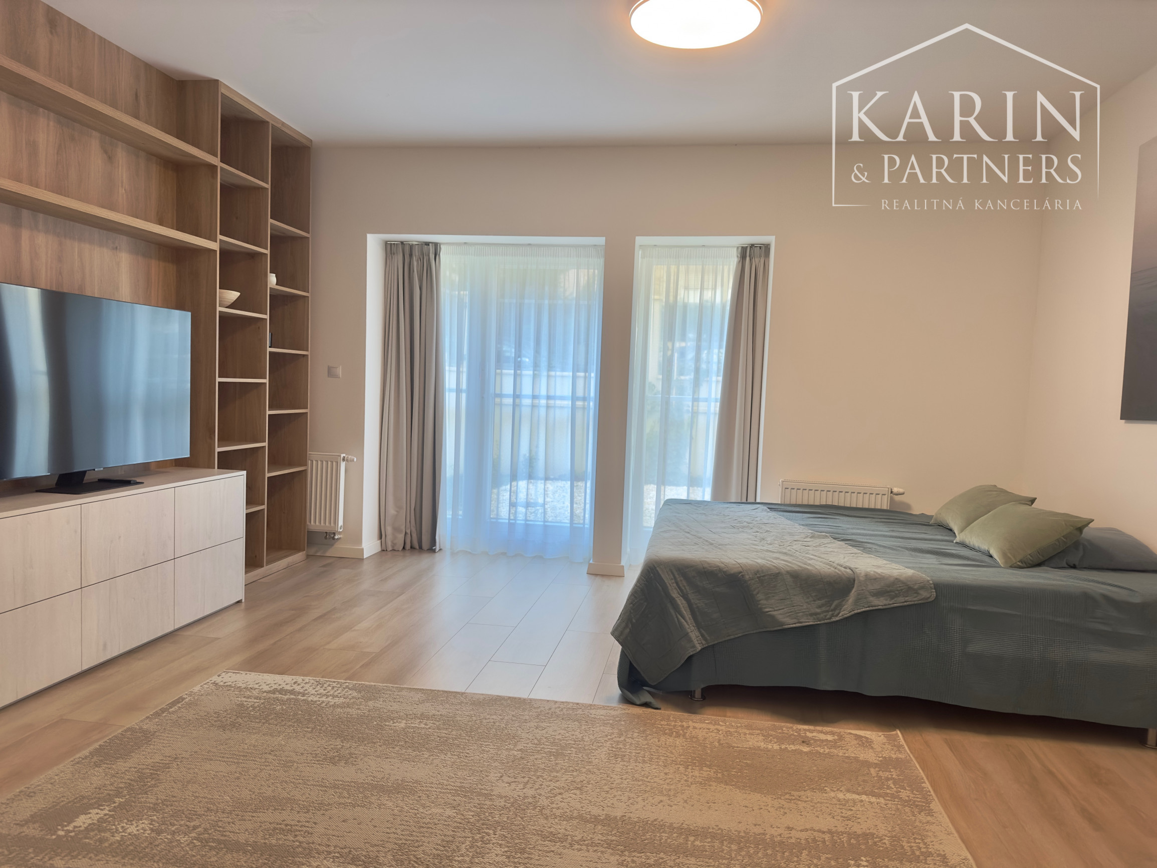 Prenájom 2 izbový byt s predzáhradkou