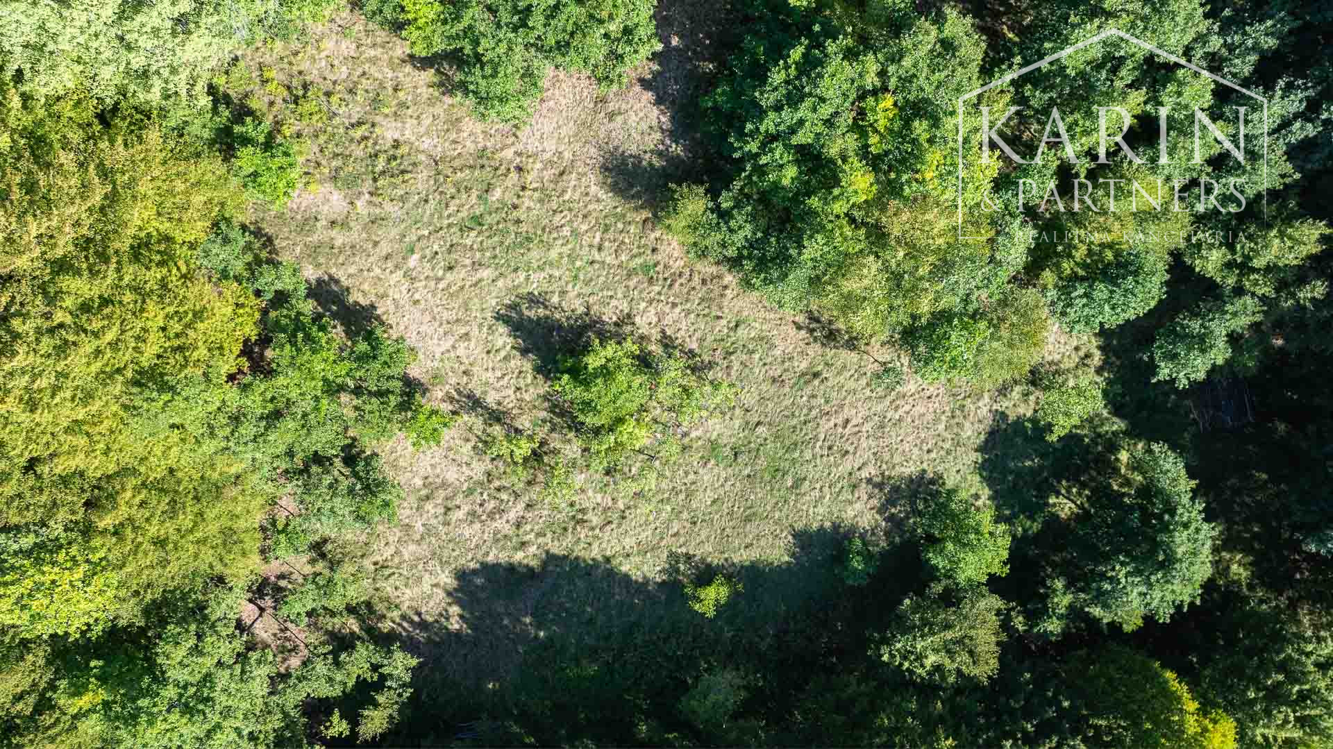 Pozemok s výhľadom na Kalváriu vhodný na výstavbu v intraviláne obce Banská Belá, na samote a obklopený prírodou 3947 m2