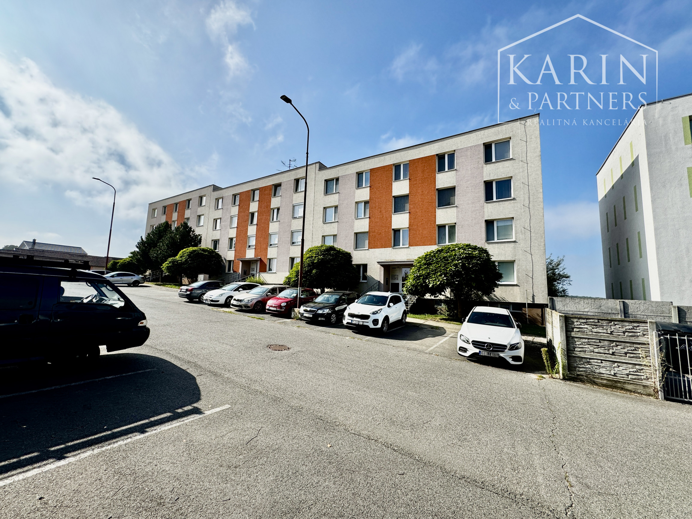 4-izbový byt s vlastnou záhradou s altánkom, 79 m2, Gbely - Záhumenice