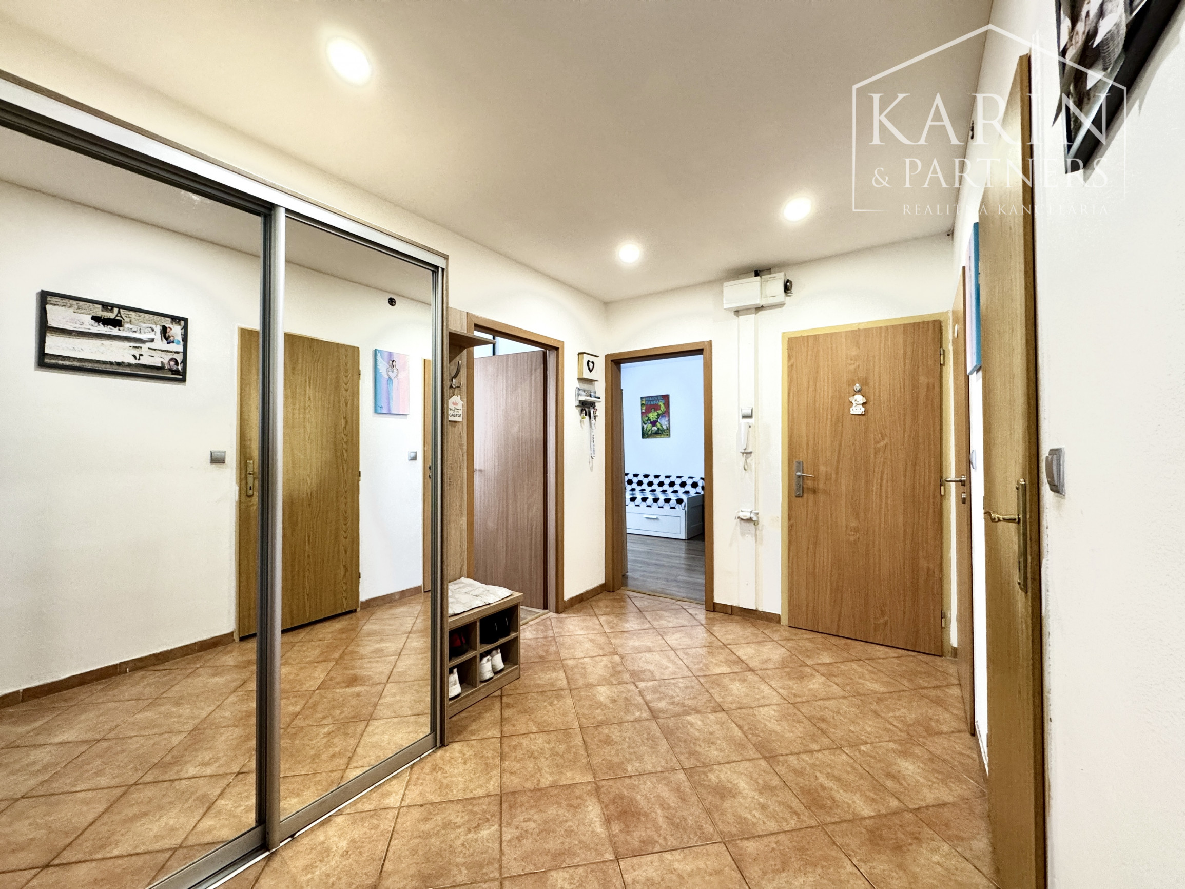 4-izbový byt s vlastnou záhradou s altánkom, 79 m2, Gbely - Záhumenice