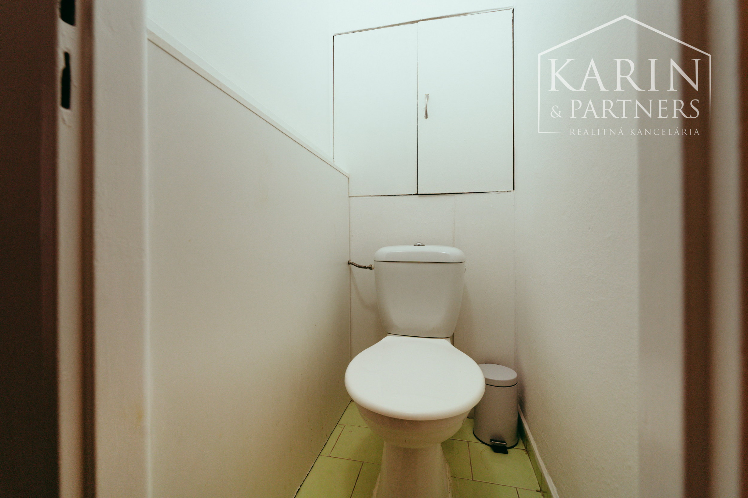 INVESTIČNÝ 3i BYT NA PREDAJ, M. NEŠPORA, HOLÍČ