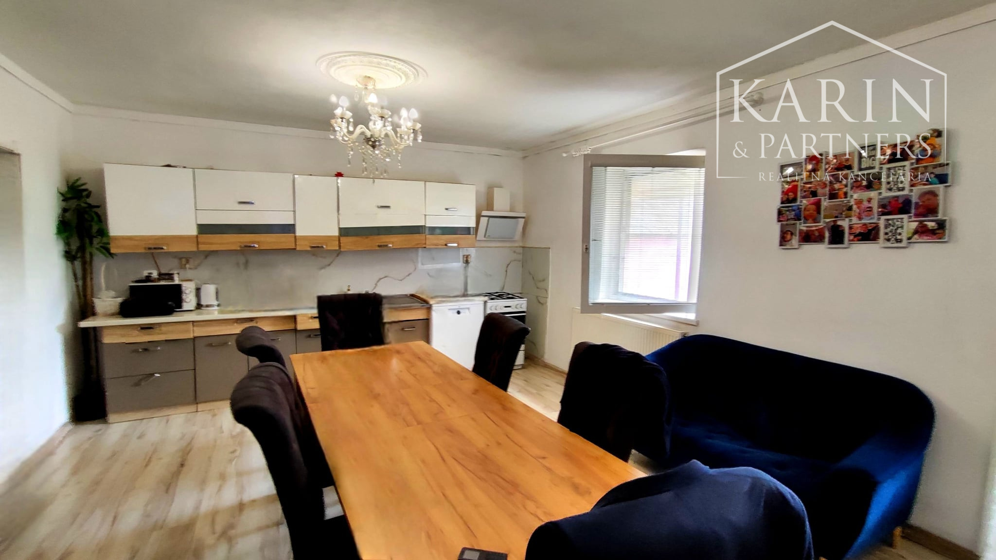 TIP: Exkluzívne len u nás: 5izbový rodinný dom v obci Nitriansky Hrádok, priamo na brehu rybníka Mederčina