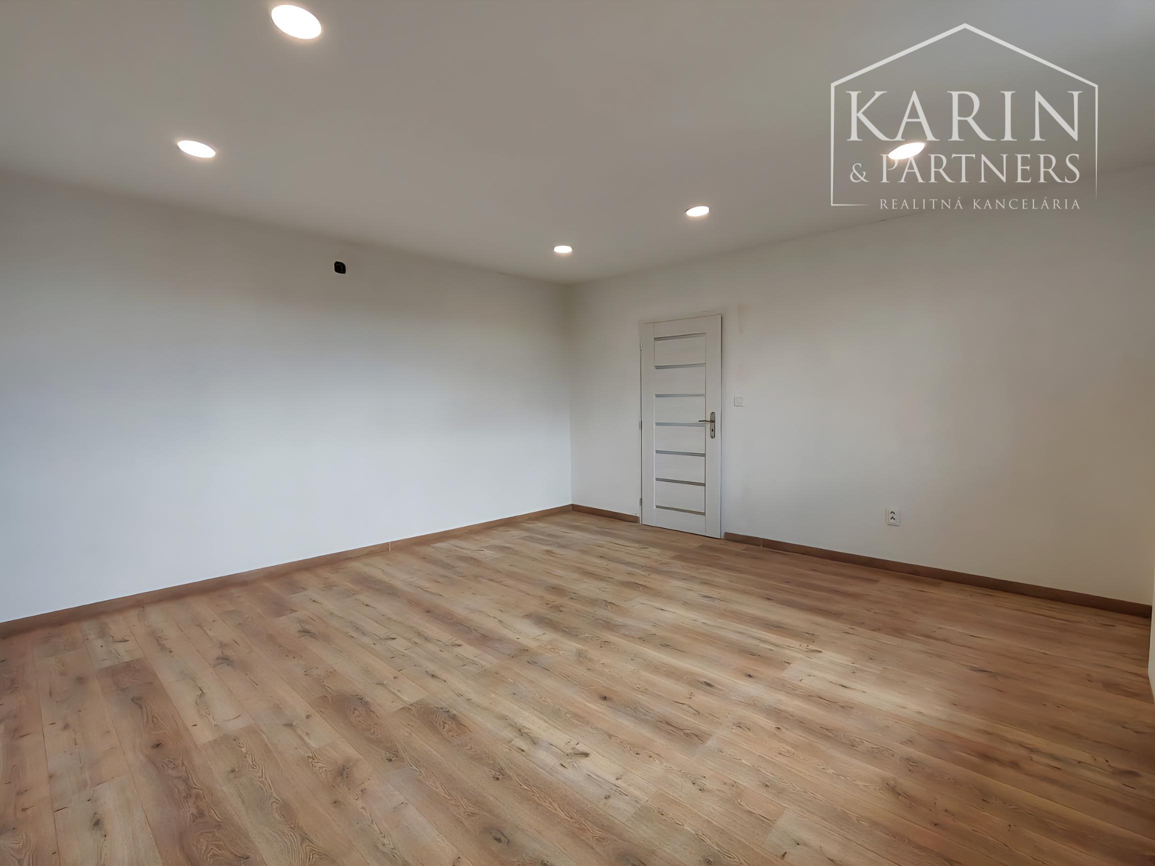 Kompletne zrekonštruovaný dvojpodlažný dom v Haliči vzdialený len 8 km od Lučenca