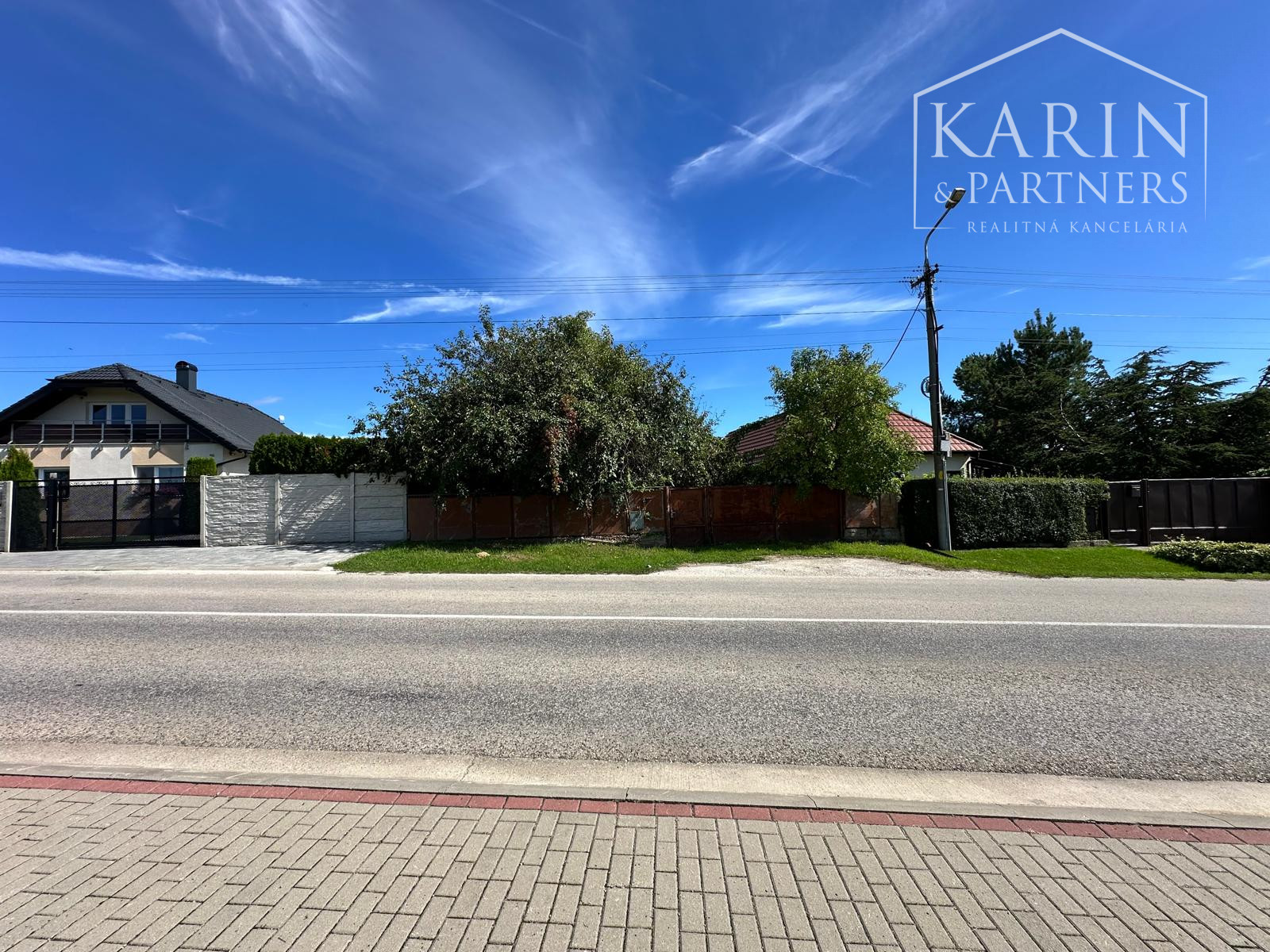 Veľký, slnečný a rovinatý pozemok Zemianske Sady