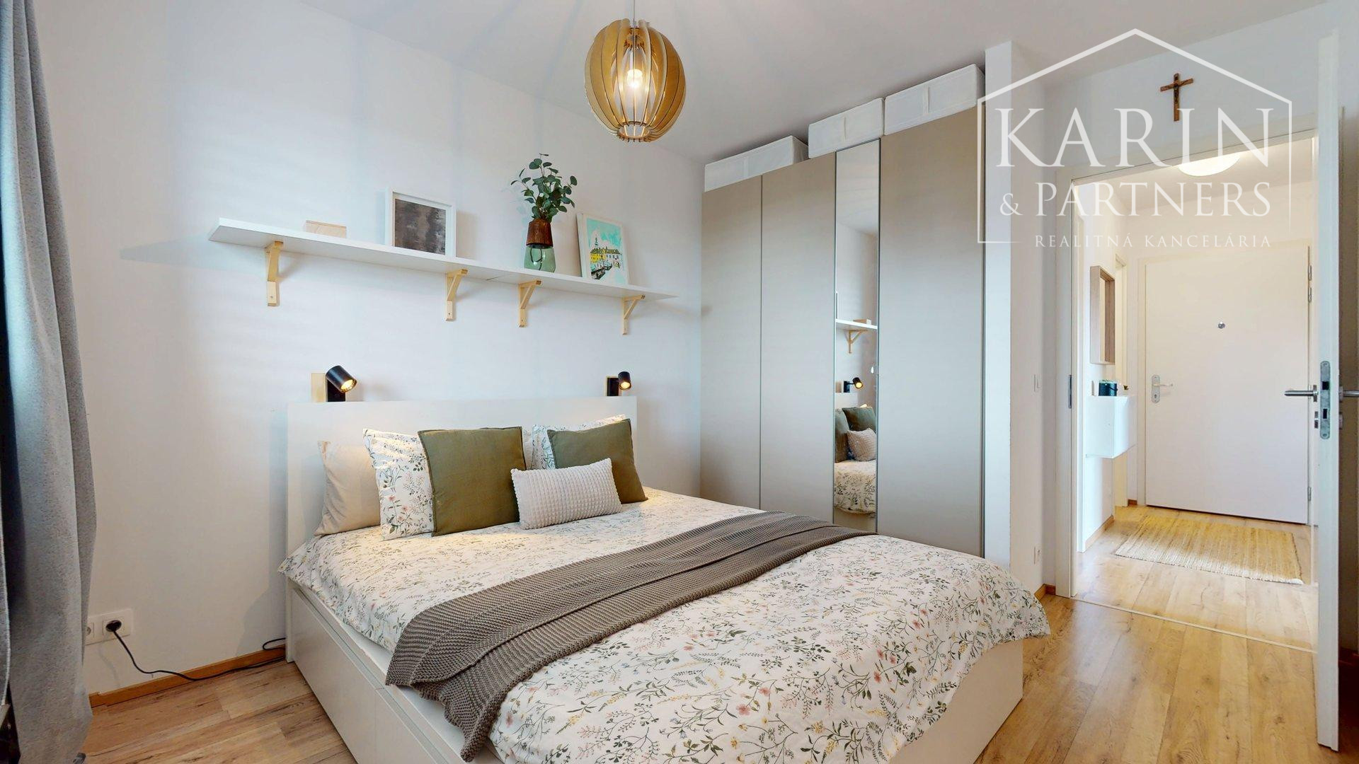 REZERVOVANÉ PRAKTICKY ZARIADENÝ 2I BYT S BALKÓNOM A PIVNICOU