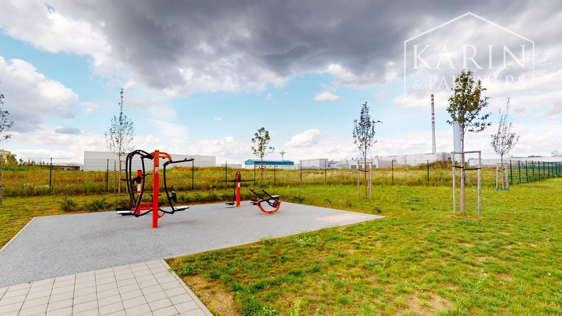 REZERVOVANÉ PRAKTICKY ZARIADENÝ 2I BYT S BALKÓNOM A PIVNICOU