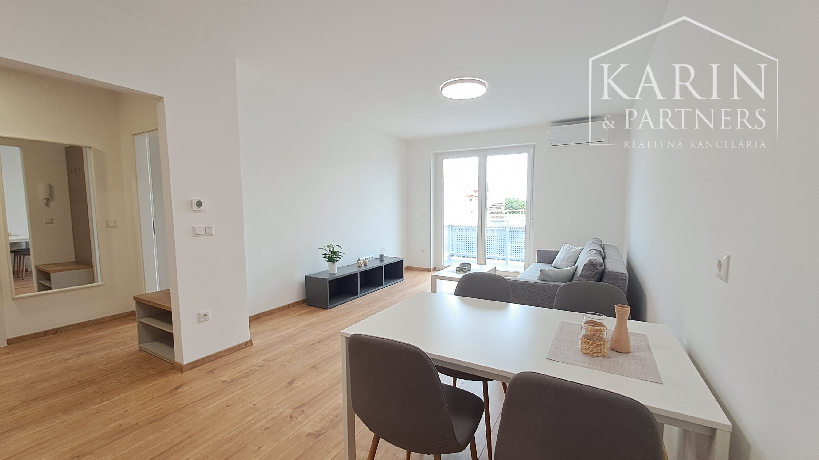 Prenájom nový zariadený 2-izbový byt s parkovaním v novostavbe, Rajka