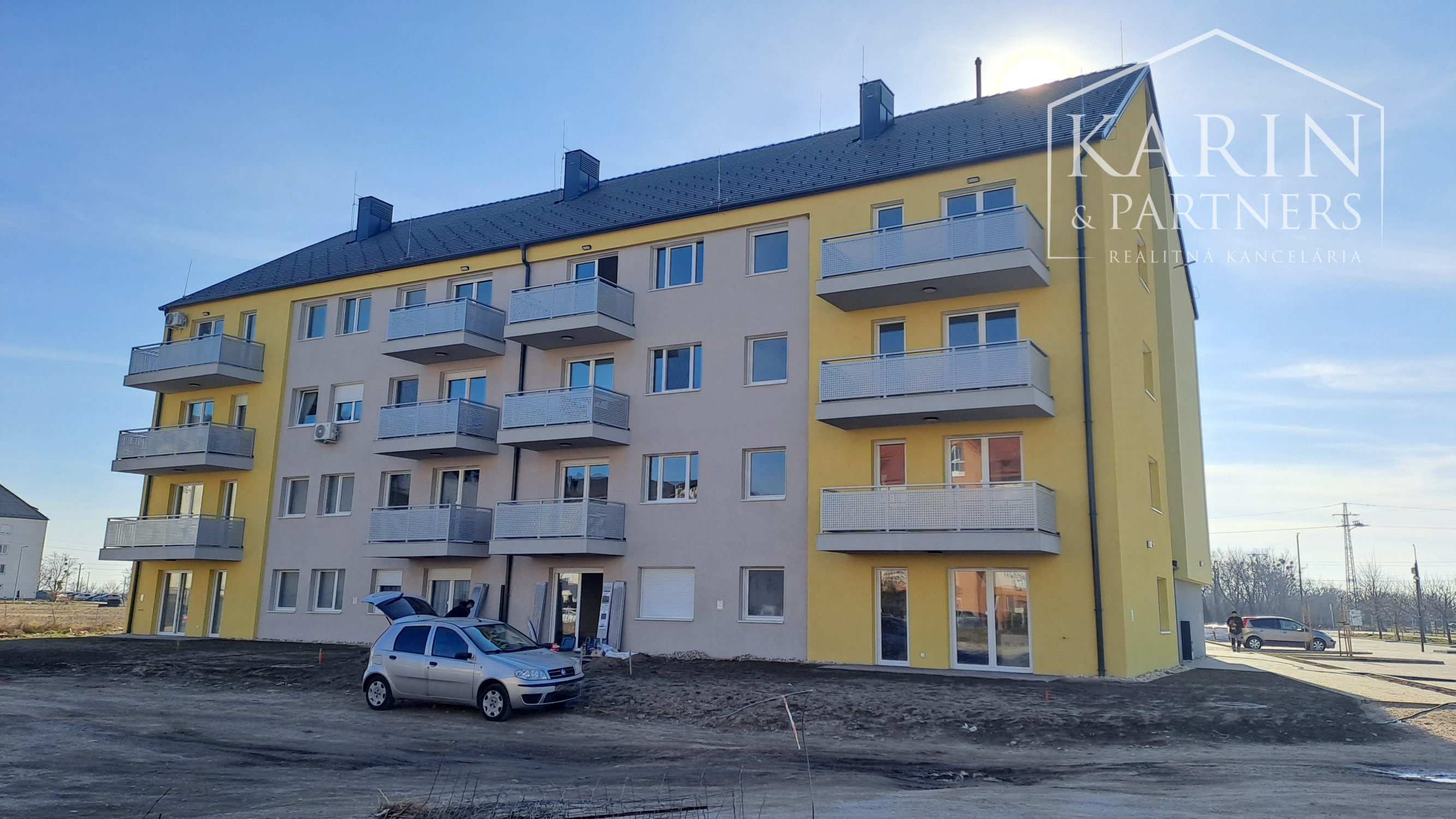 Prenájom nový zariadený 2-izbový byt s parkovaním v novostavbe, Rajka