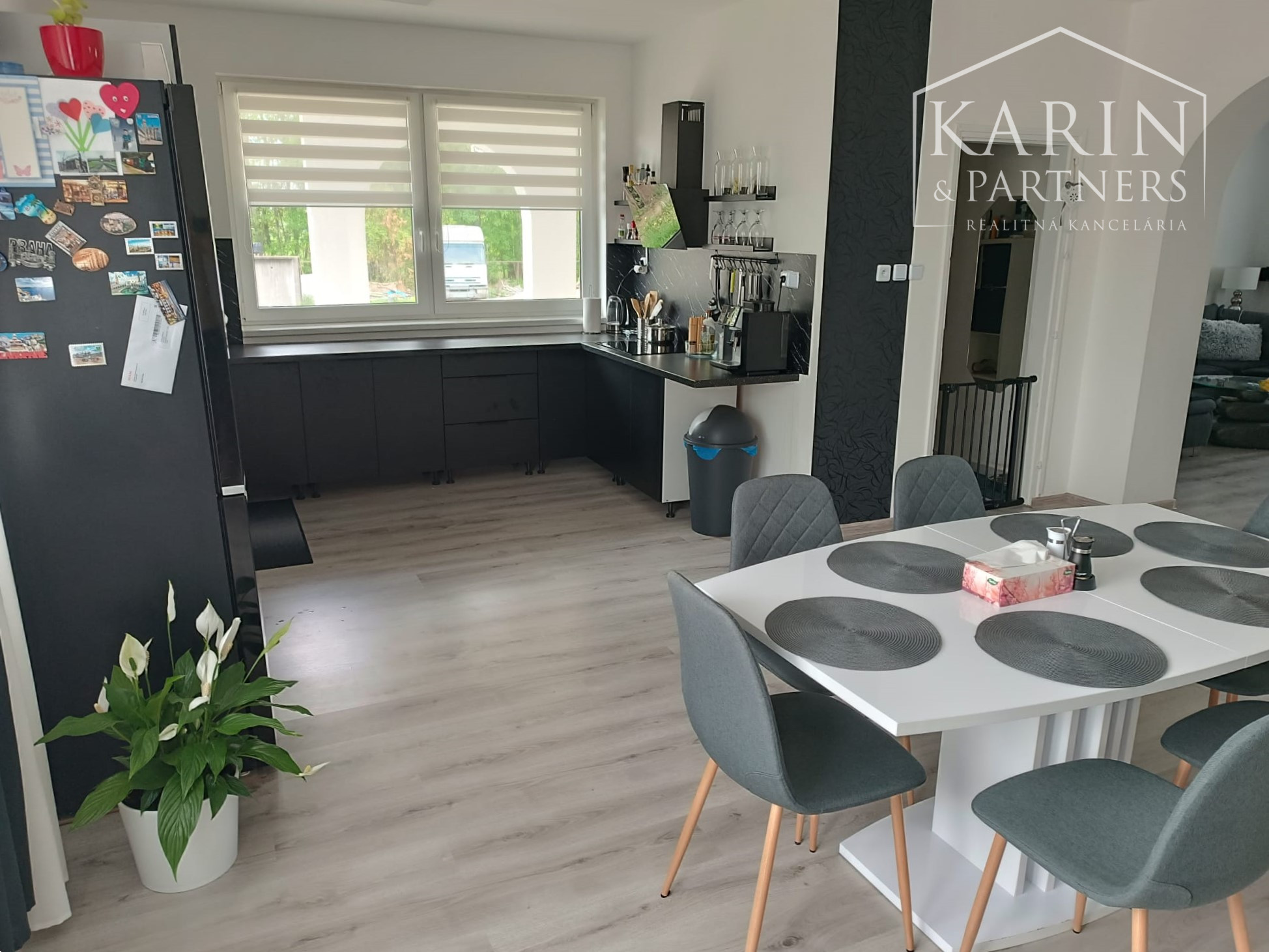 Predaj - rodinný dom 5 izbový s pozemkom 1483 m2 - Dunakiliti Maďarsko