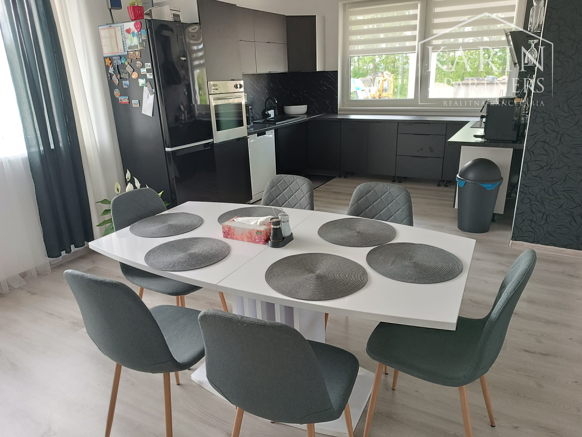 Predaj - rodinný dom 5 izbový s pozemkom 1483 m2 - Dunakiliti Maďarsko