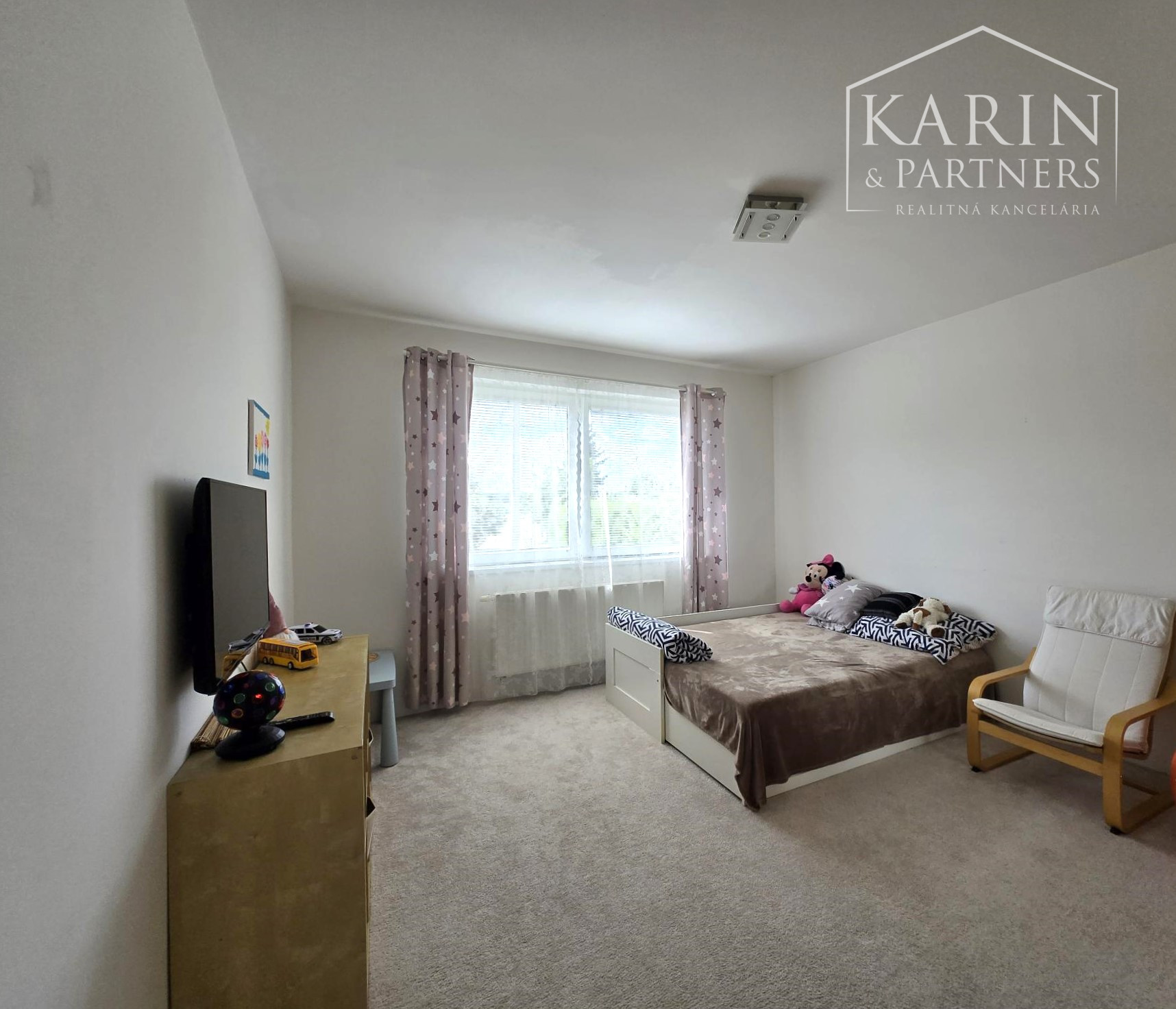 Predaj - rodinný dom 5 izbový s pozemkom 1483 m2 - Dunakiliti Maďarsko