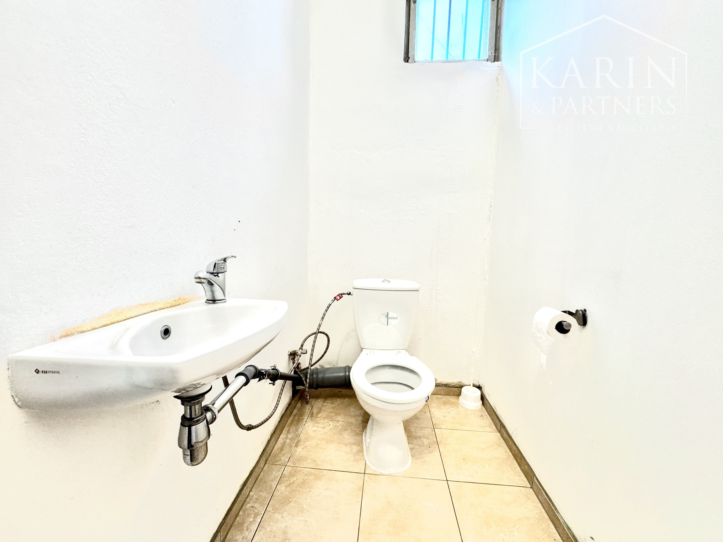 Jedinečná príležitosť: Predaj objektu na podnikanie, na sídlisku SNP, Skalica