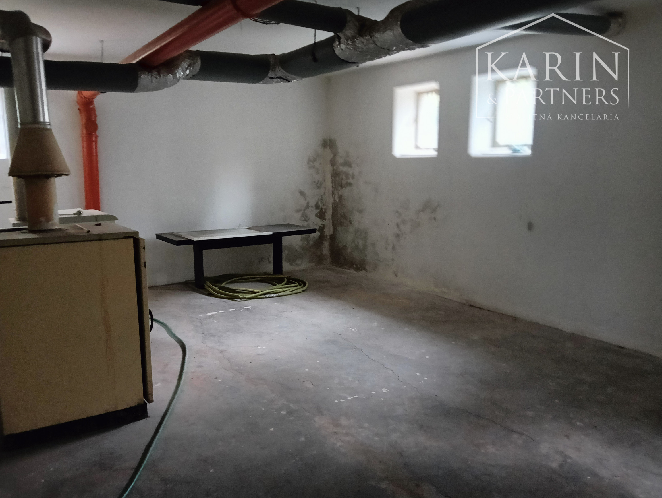 Na predaj 3-izbový byt s garážou, pozemkom a množstvom výhod v Nových Zámkoch