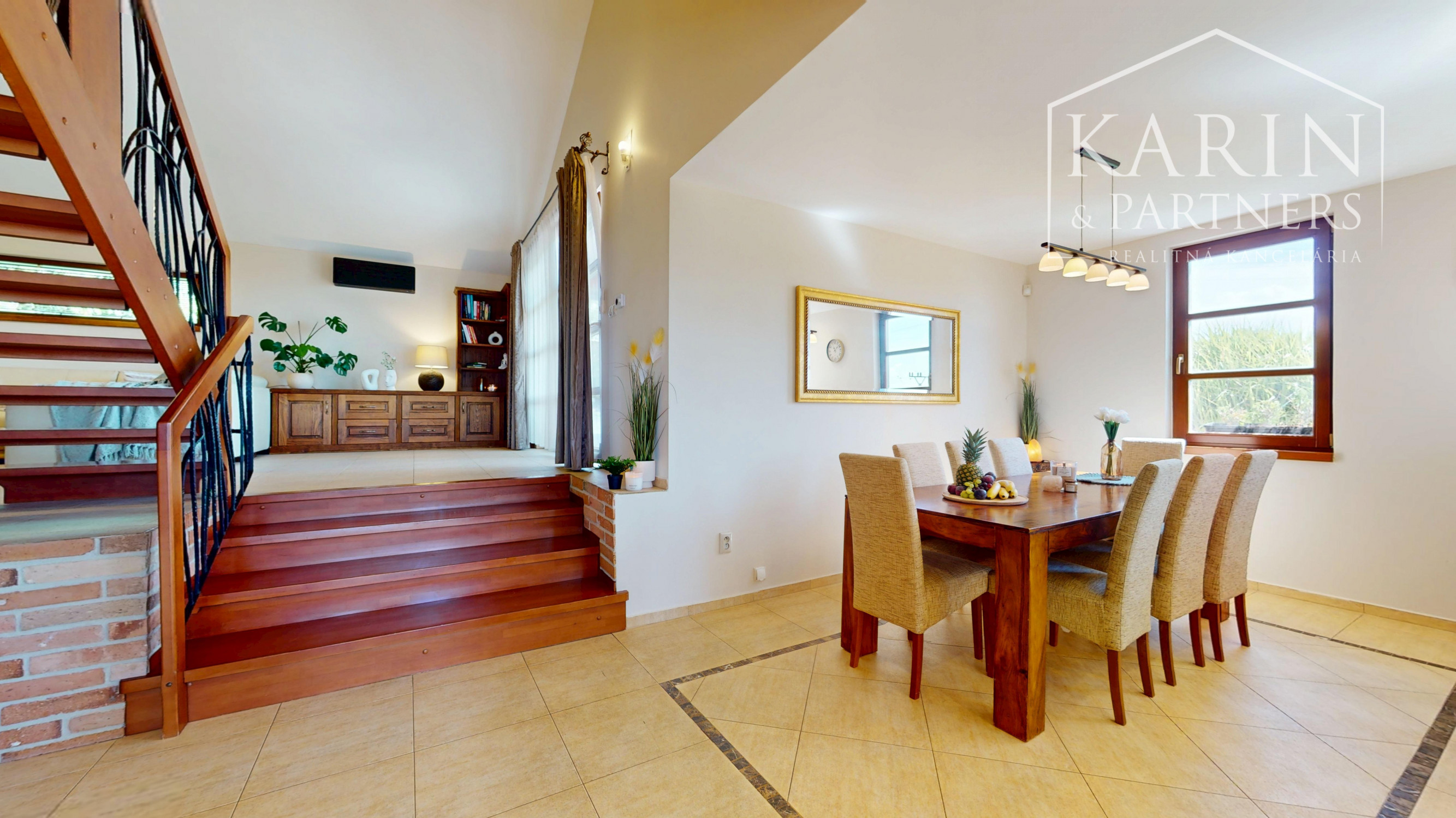 ELEGANTNÁ 5-IZBOVÁ VILA, IBA 10 KM OD TRNAVY- MALŽENICE PREDAJ