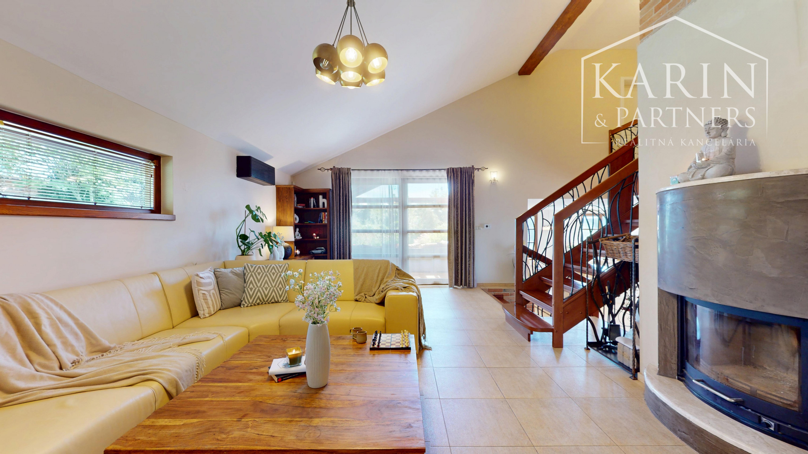 ELEGANTNÁ 5-IZBOVÁ VILA, IBA 10 KM OD TRNAVY- MALŽENICE PREDAJ