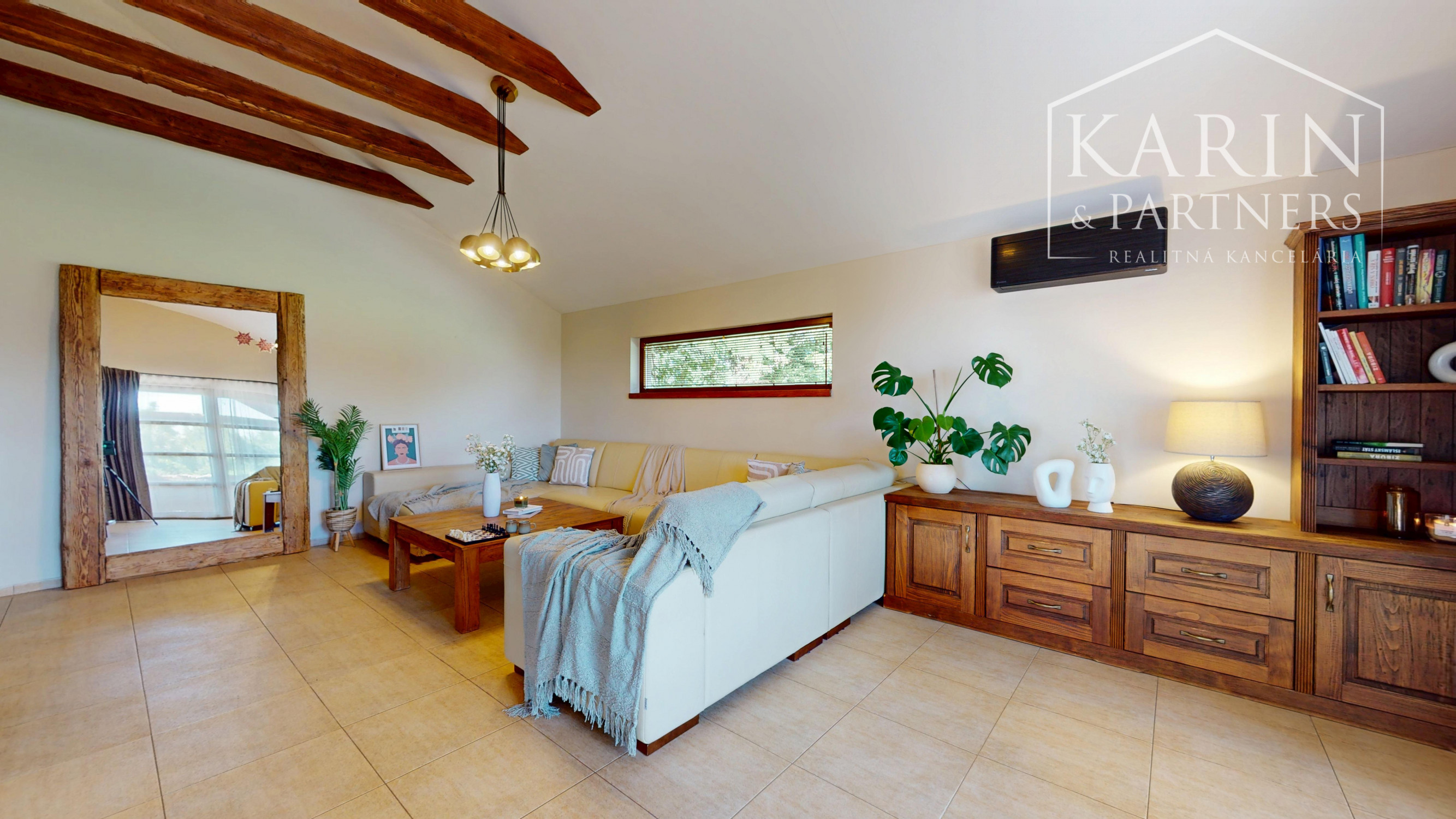 ELEGANTNÁ 5-IZBOVÁ VILA, IBA 10 KM OD TRNAVY- MALŽENICE PREDAJ