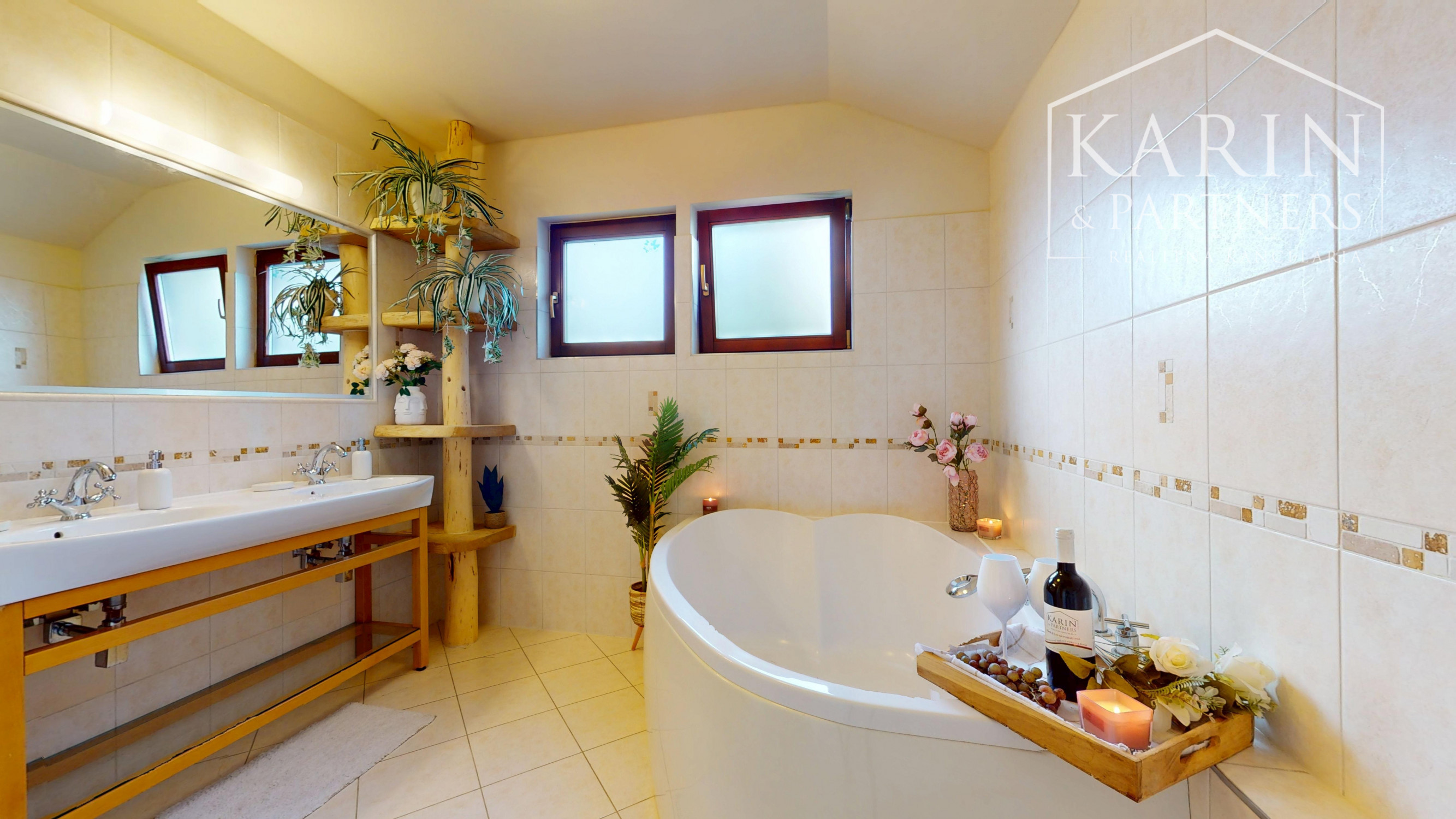 ELEGANTNÁ 5-IZBOVÁ VILA, IBA 10 KM OD TRNAVY- MALŽENICE PREDAJ