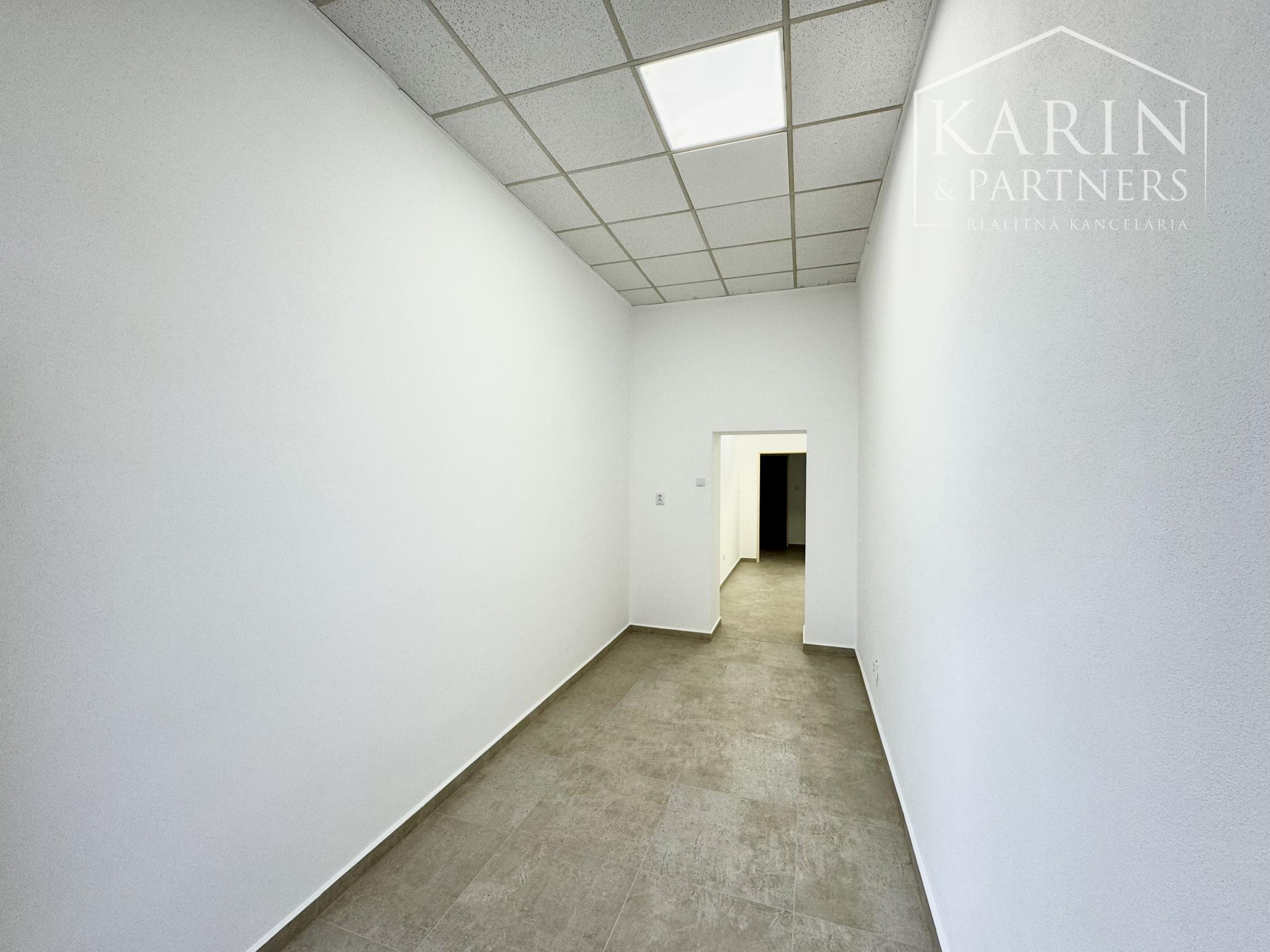 PRIESTOR NA PODNIKANIE V CENTRE / NA FREKVENTOVANEJ ULICI