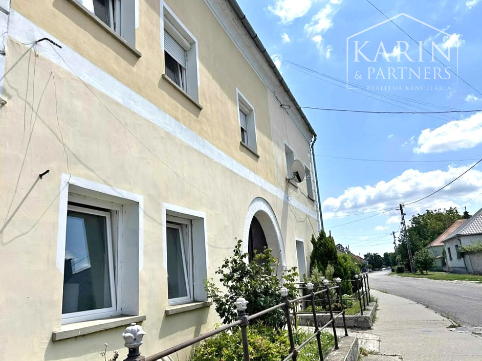 Predaj – Veľkometrážny 4 izbový byt – Rajka – Maďarsko