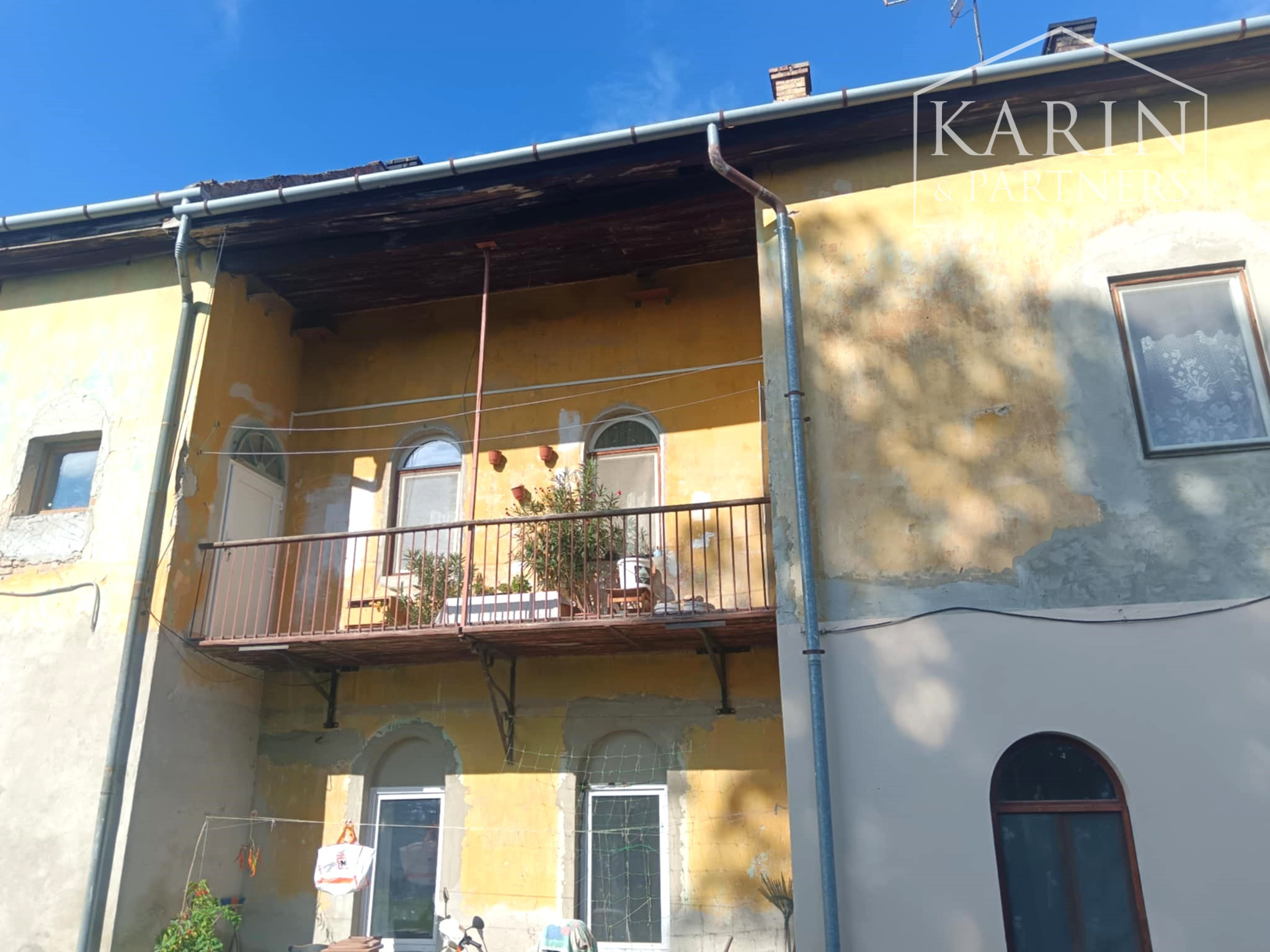 Predaj – Veľkometrážny 4 izbový byt – Rajka – Maďarsko