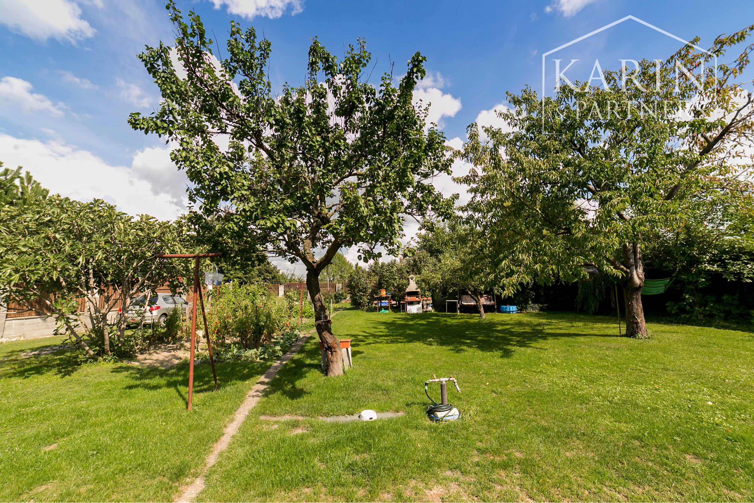 Predaj- Rodinný dom dvojgeneračný pozemok 1229m2 - Vajnory Bratislava