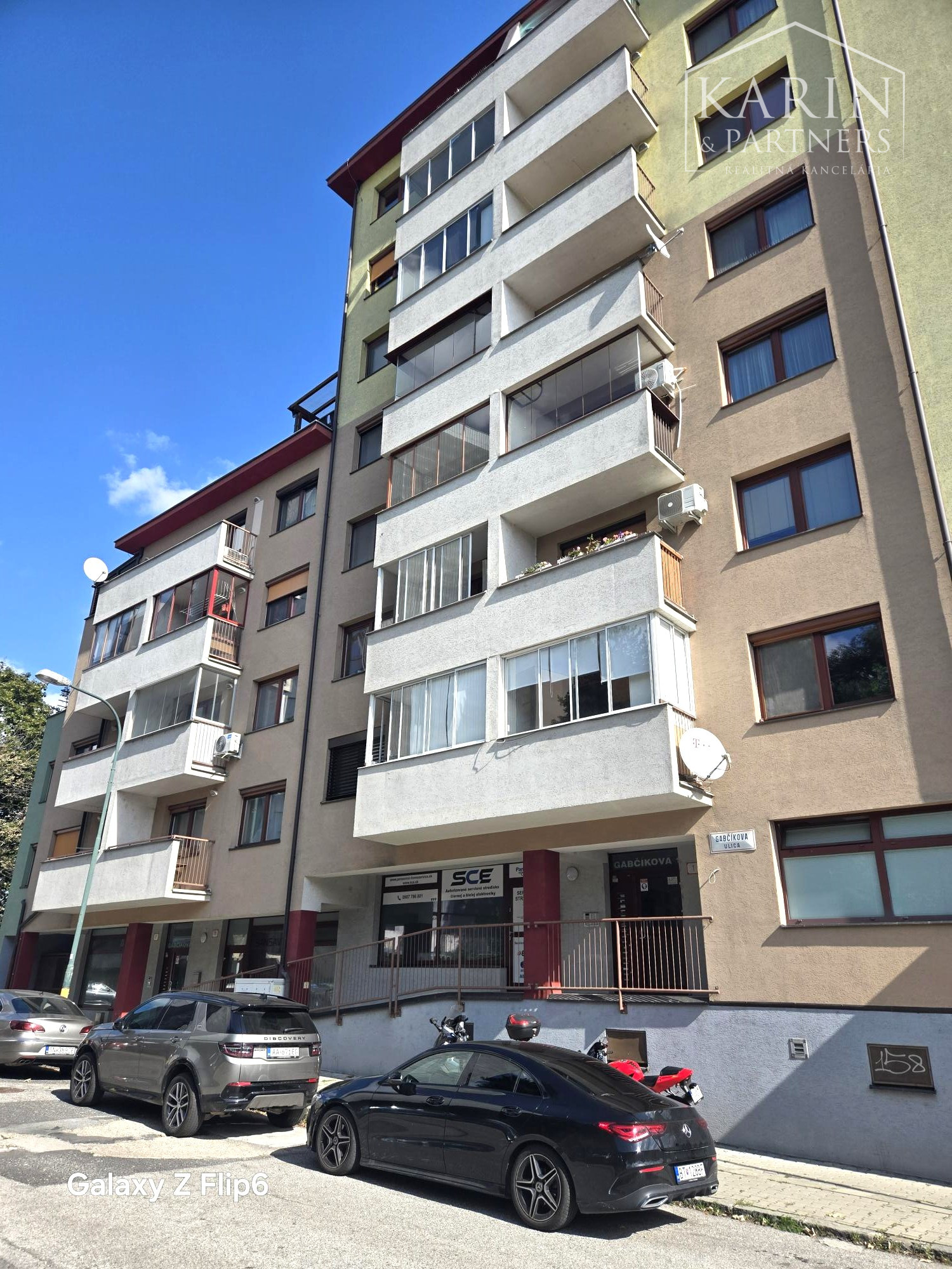 Prenájom – obchodné priestory  40m2 obchod, salón, služby, kancelária – Karlova Ves BA IV