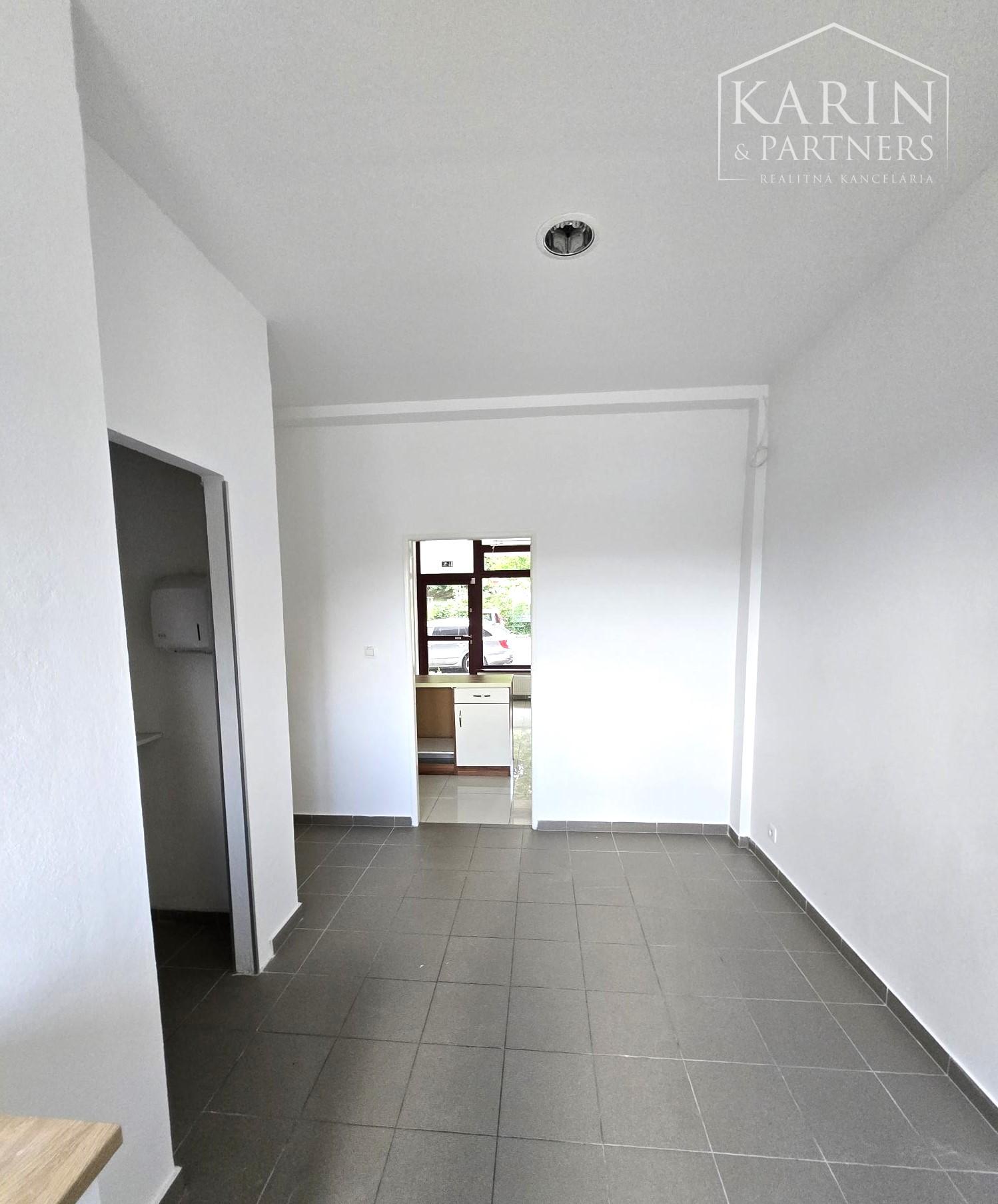 Prenájom – obchodné priestory  40m2 obchod, salón, služby, kancelária – Karlova Ves BA IV
