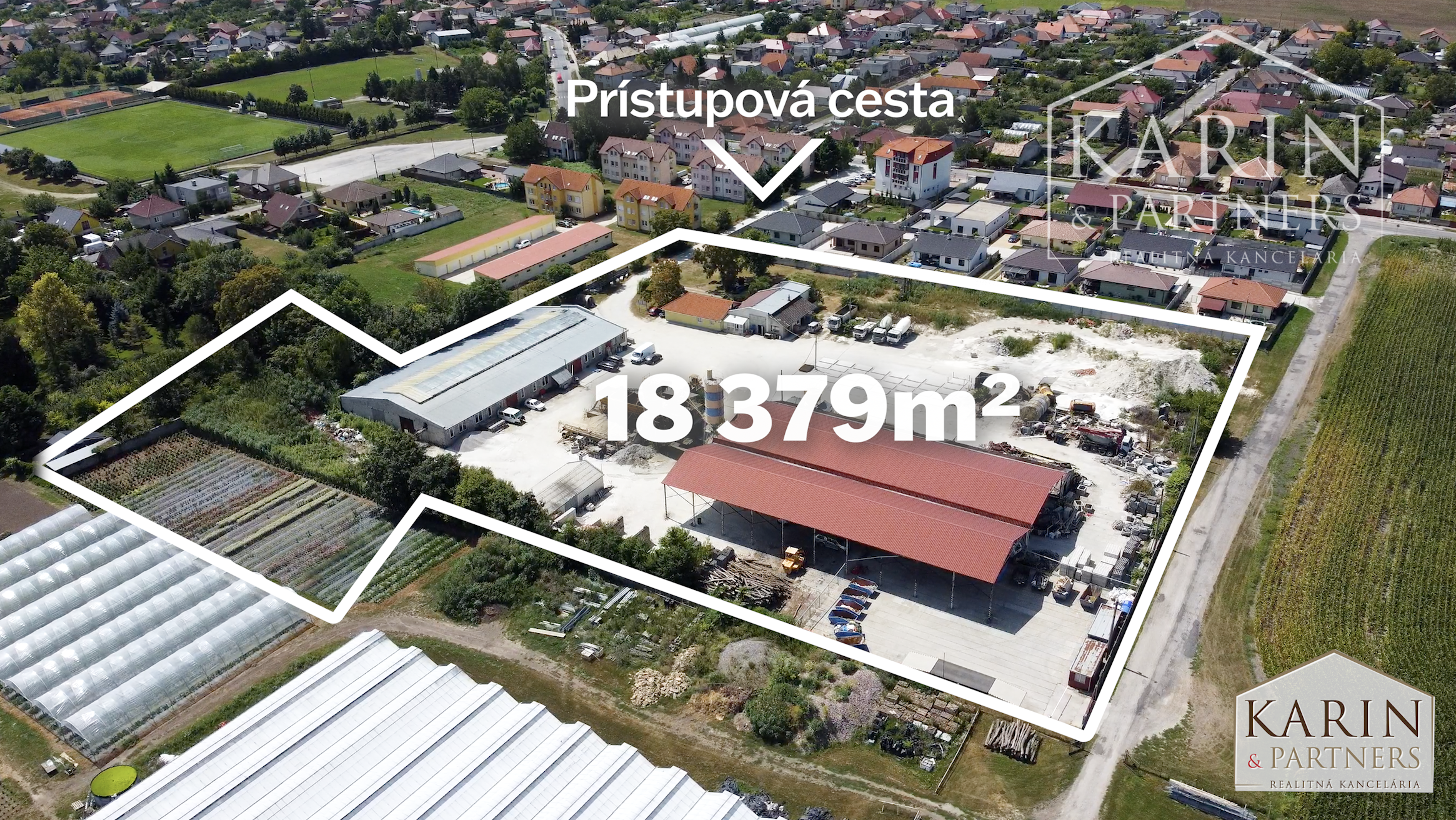 NA PREDAJ: Rozsiahly areál s betónovou plochou – ideálne pre sklady, logistiku alebo parkovanie