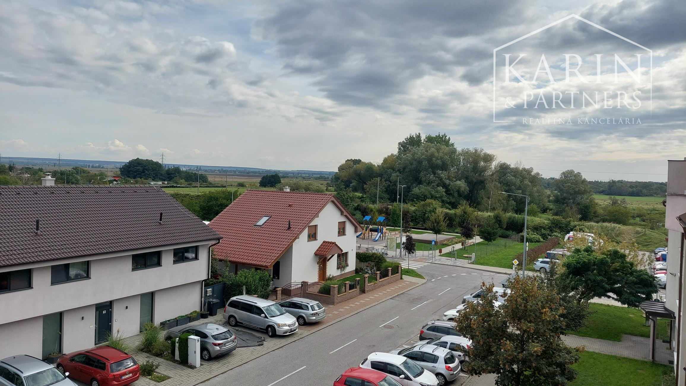 2 izbový  zariadený byt vo Svätom Jure len 14 km od Bratislavy