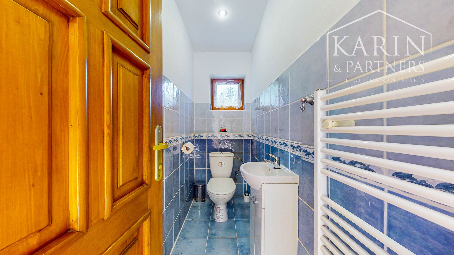 REZERVOVANÉ Rodinný dom na samote s priestranným pozemkom 4676 m2 vzdialený len 11 km od Púchova, s garážou, letnou kuchynkou a štvorkolkou