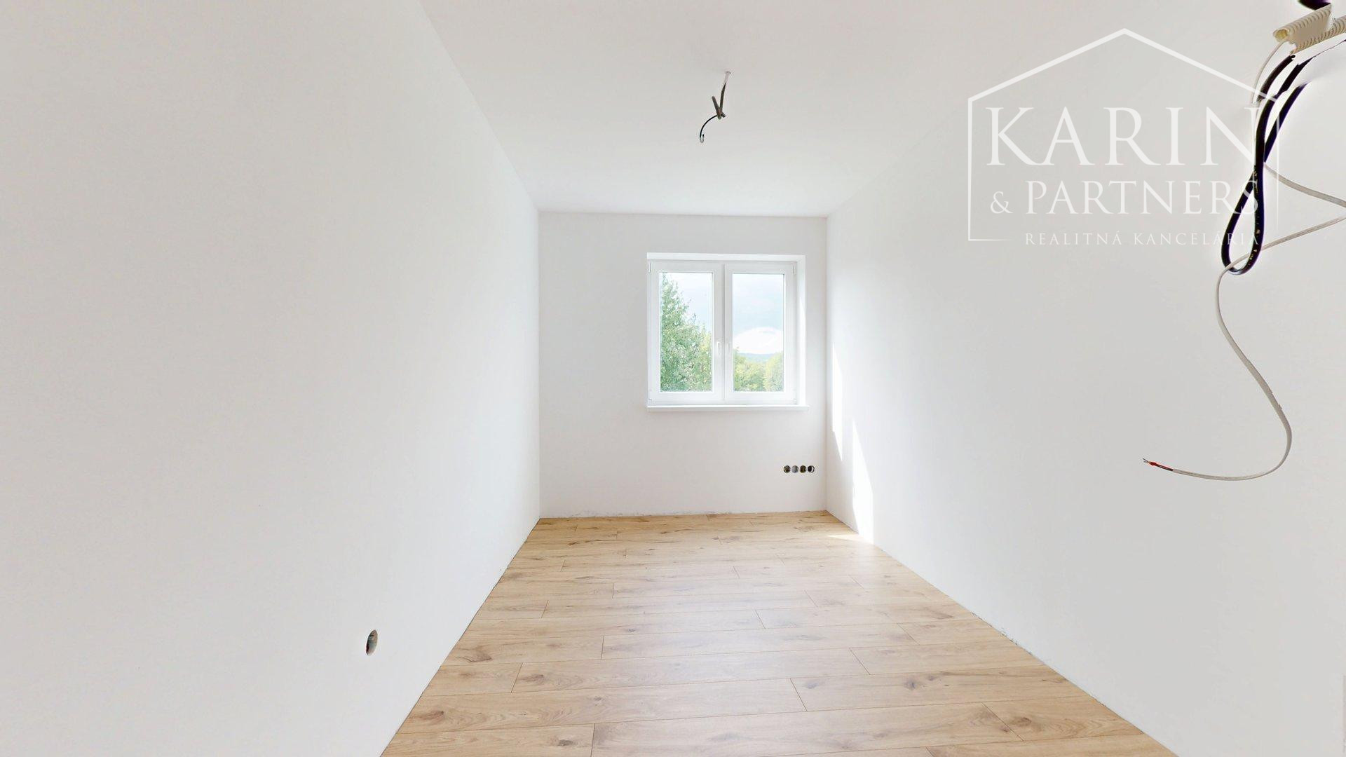 NÍZKOENERGETICKÝ DVOJDOM S DVOMI SAMOSTATNÝMI 5I JEDNOTKAMI