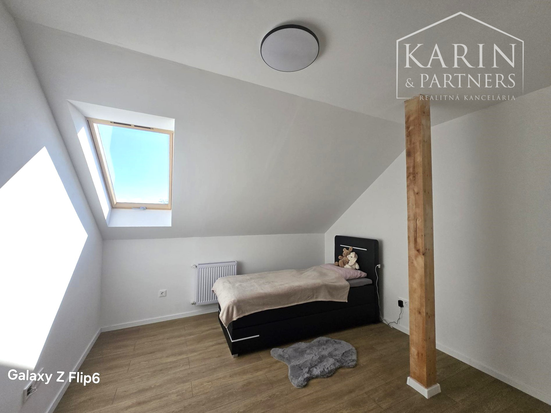 Predaj-rodinný dom 6 izbová novostavba, pozemok 998m2 v Maďarskej obci Bezenye.