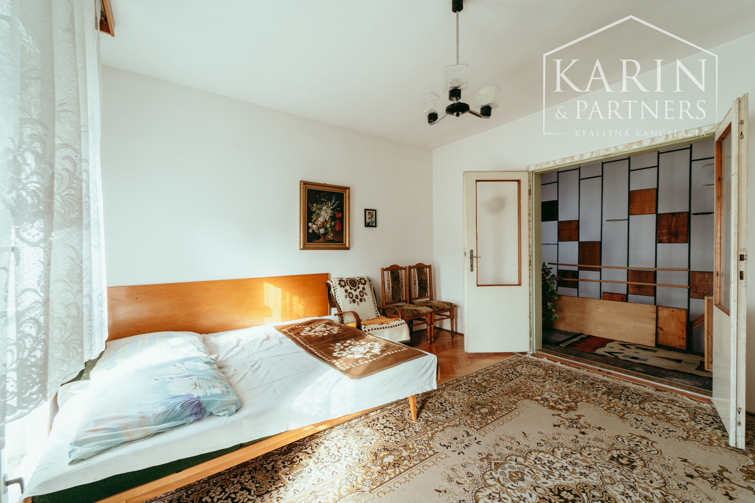 5i. rodinný dom v pôvodnom stave v obci Petrova Ves