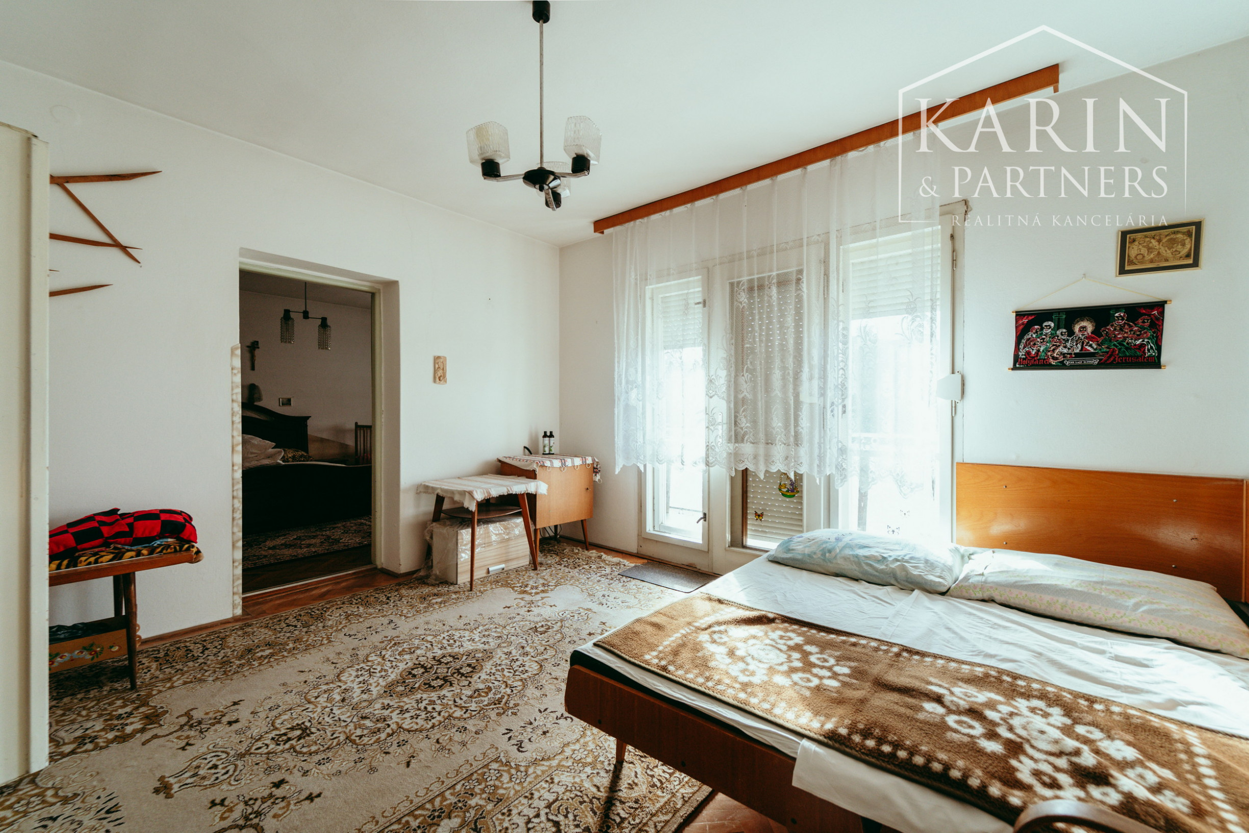 5i. rodinný dom v pôvodnom stave v obci Petrova Ves