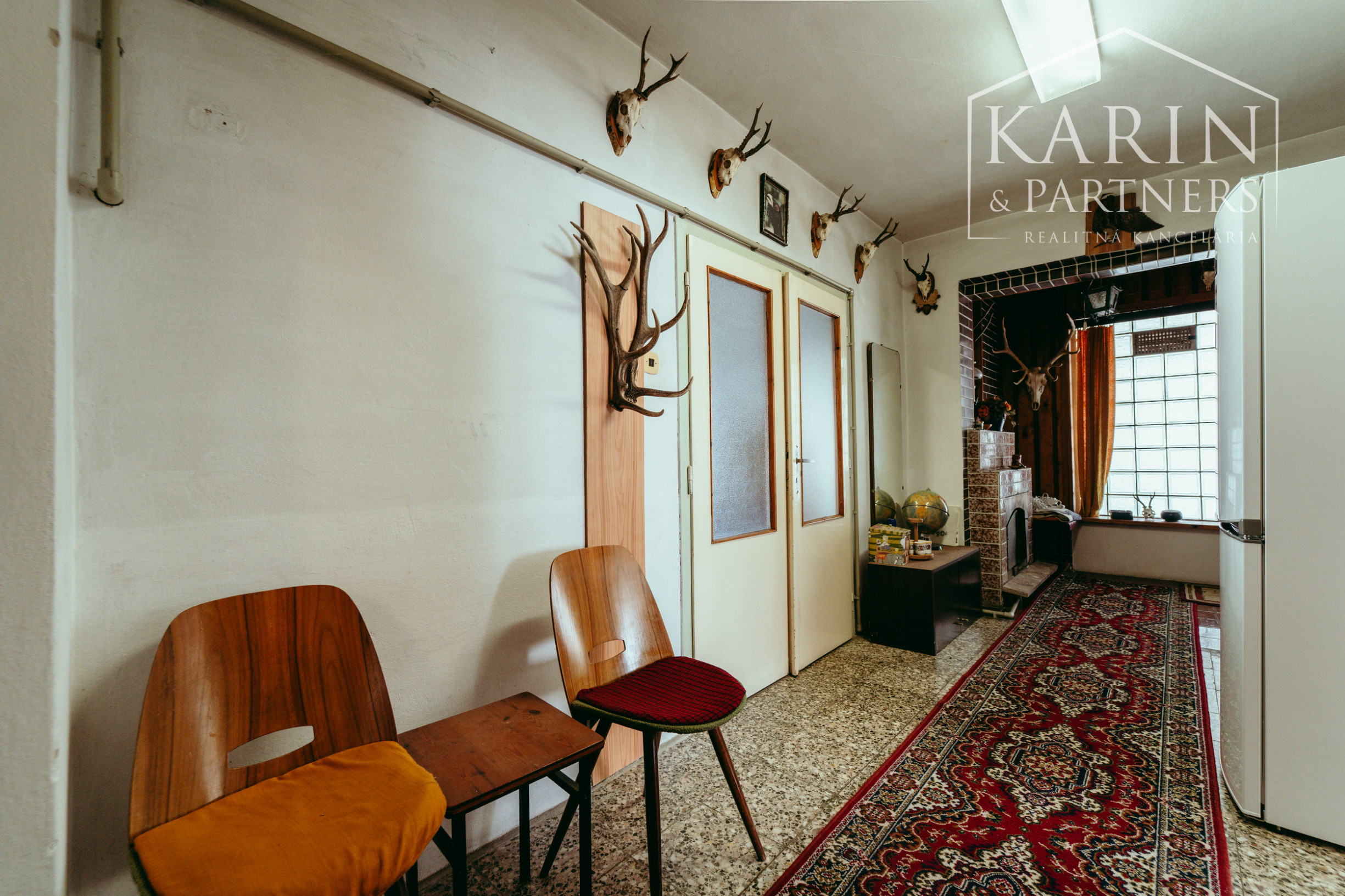 5i. rodinný dom v pôvodnom stave v obci Petrova Ves