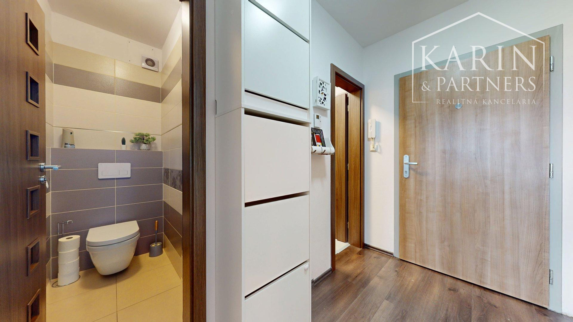 REZERVOVANÉ - Veľmi pekný 2 izbový byt v Novej Dedinke na predaj